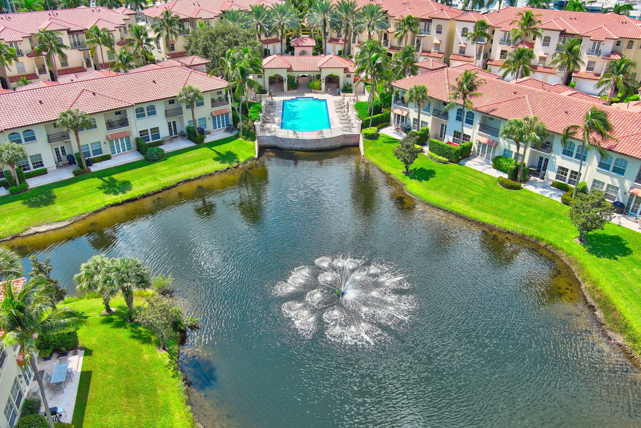 40 Marina Gardens, Palm Beach Gardens FL 33410
