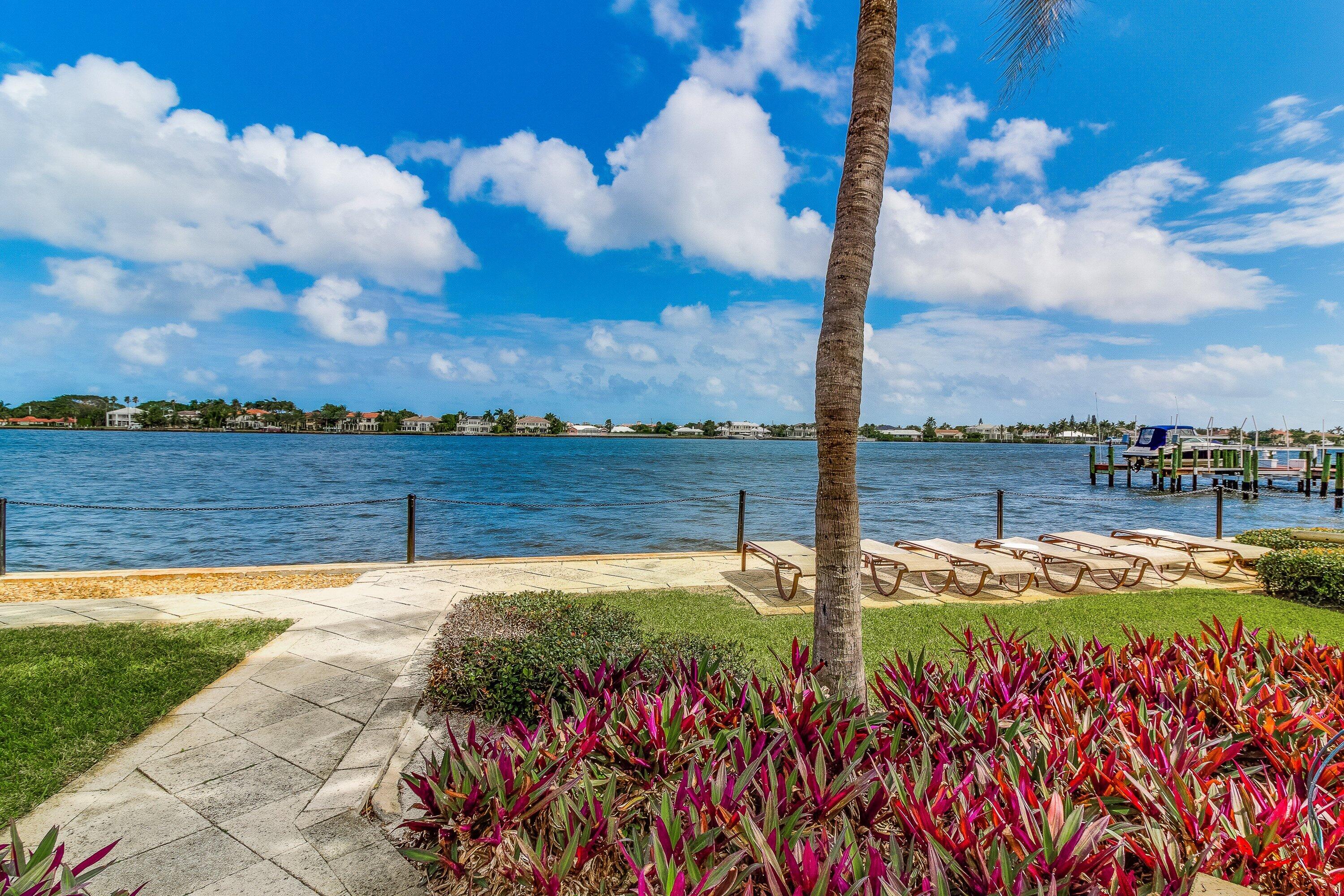 167 Yacht Club #205, Hypoluxo FL 33462