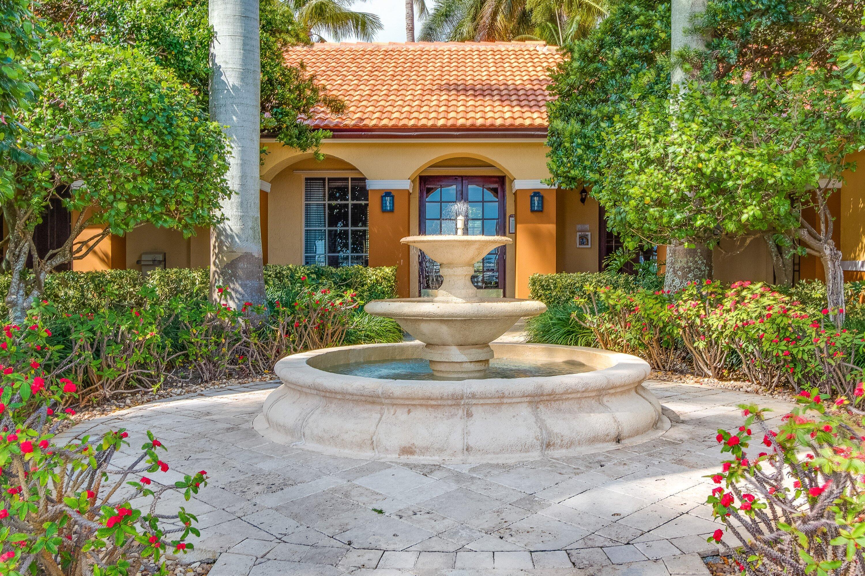 167 Yacht Club #205, Hypoluxo FL 33462