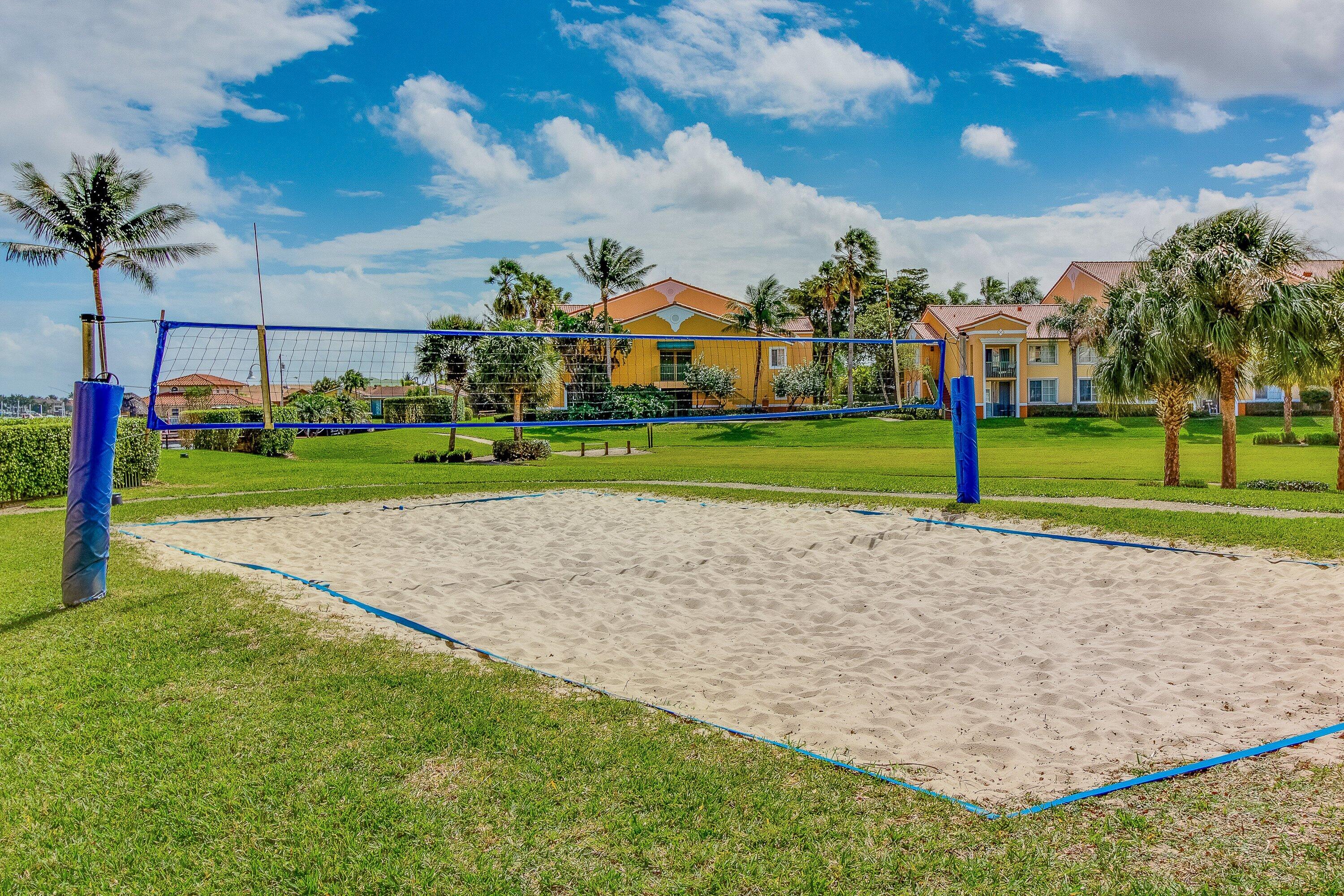 167 Yacht Club #205, Hypoluxo FL 33462