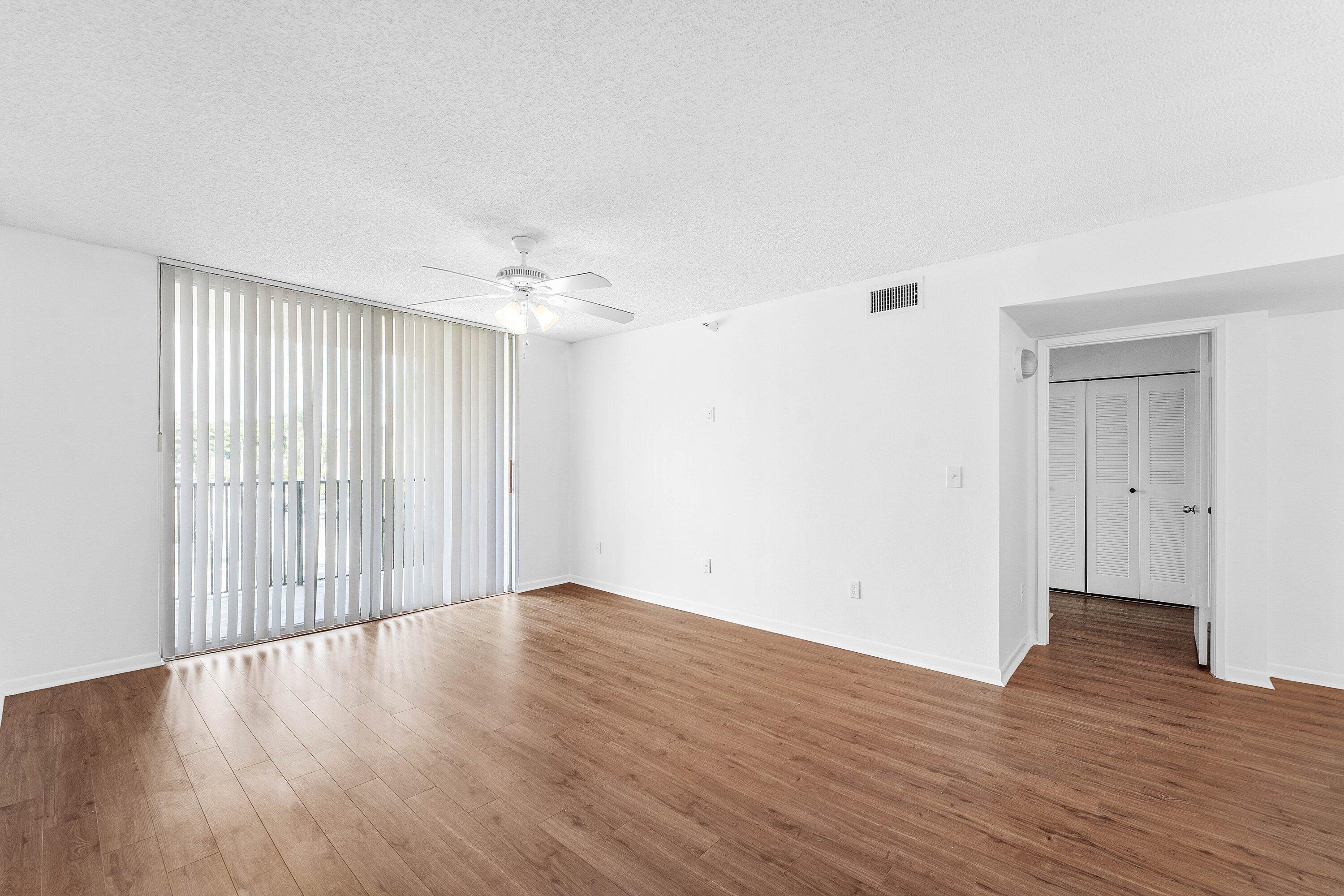 167 Yacht Club #205, Hypoluxo FL 33462