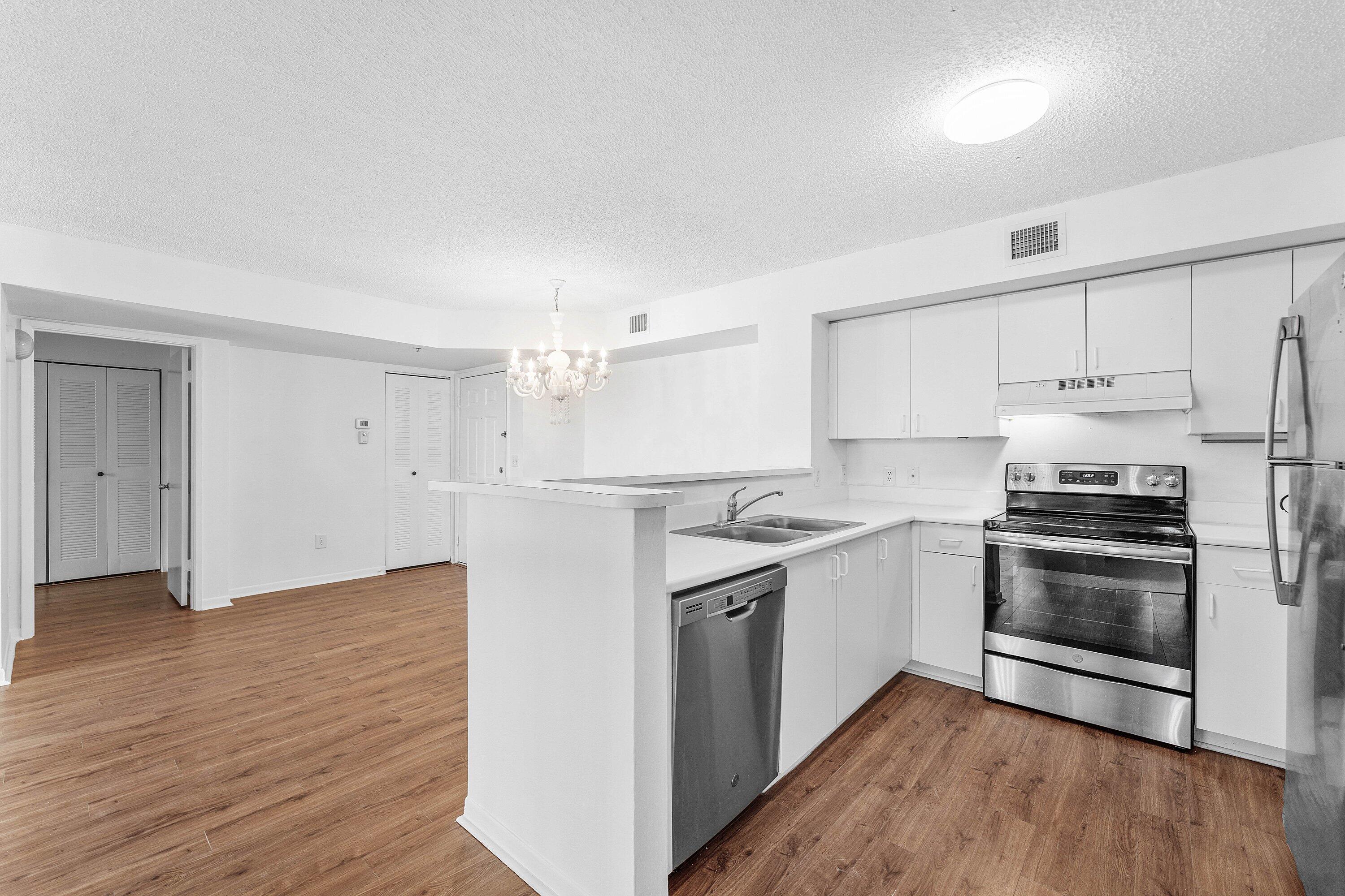 167 Yacht Club #205, Hypoluxo FL 33462