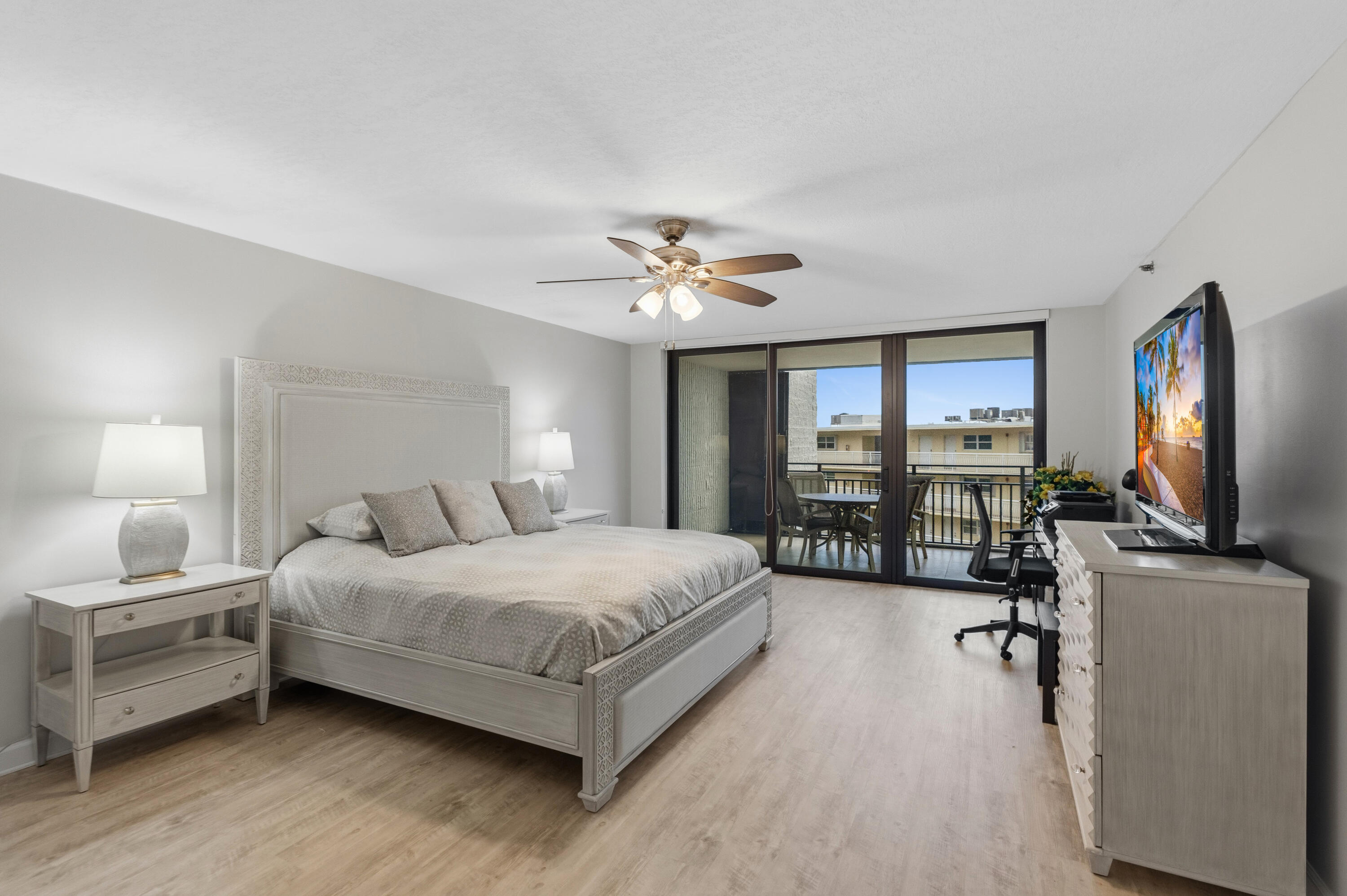 1167 HILLSBORO MILE #509, Hillsboro Beach FL 33062