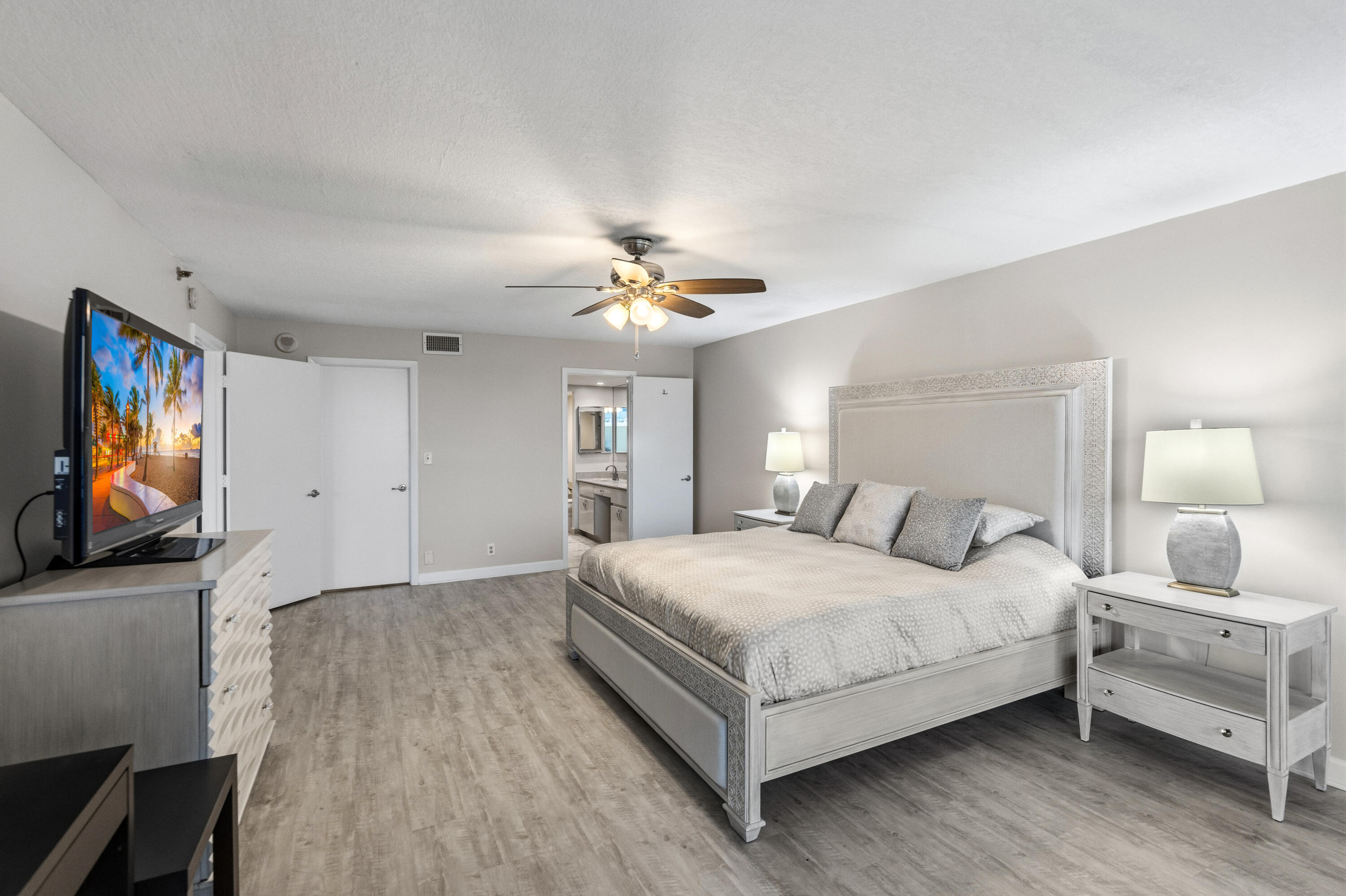 1167 HILLSBORO MILE #509, Hillsboro Beach FL 33062
