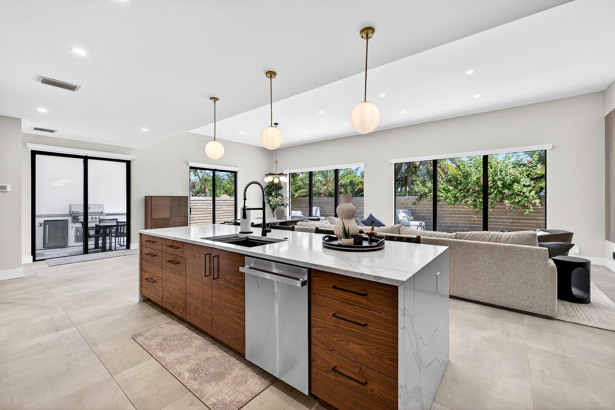 1807 NE 18TH, Fort Lauderdale FL 33305