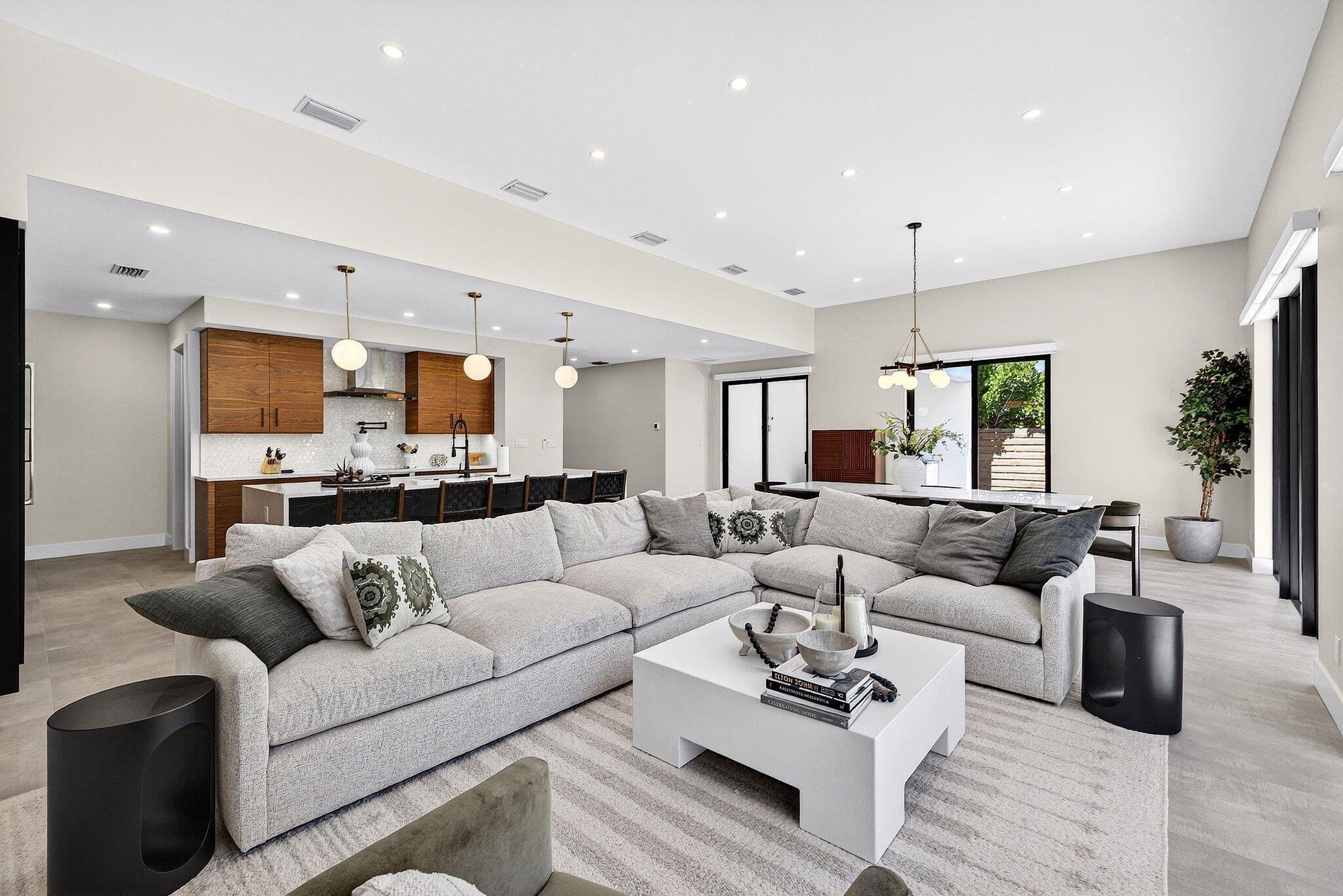 1807 NE 18TH, Fort Lauderdale FL 33305