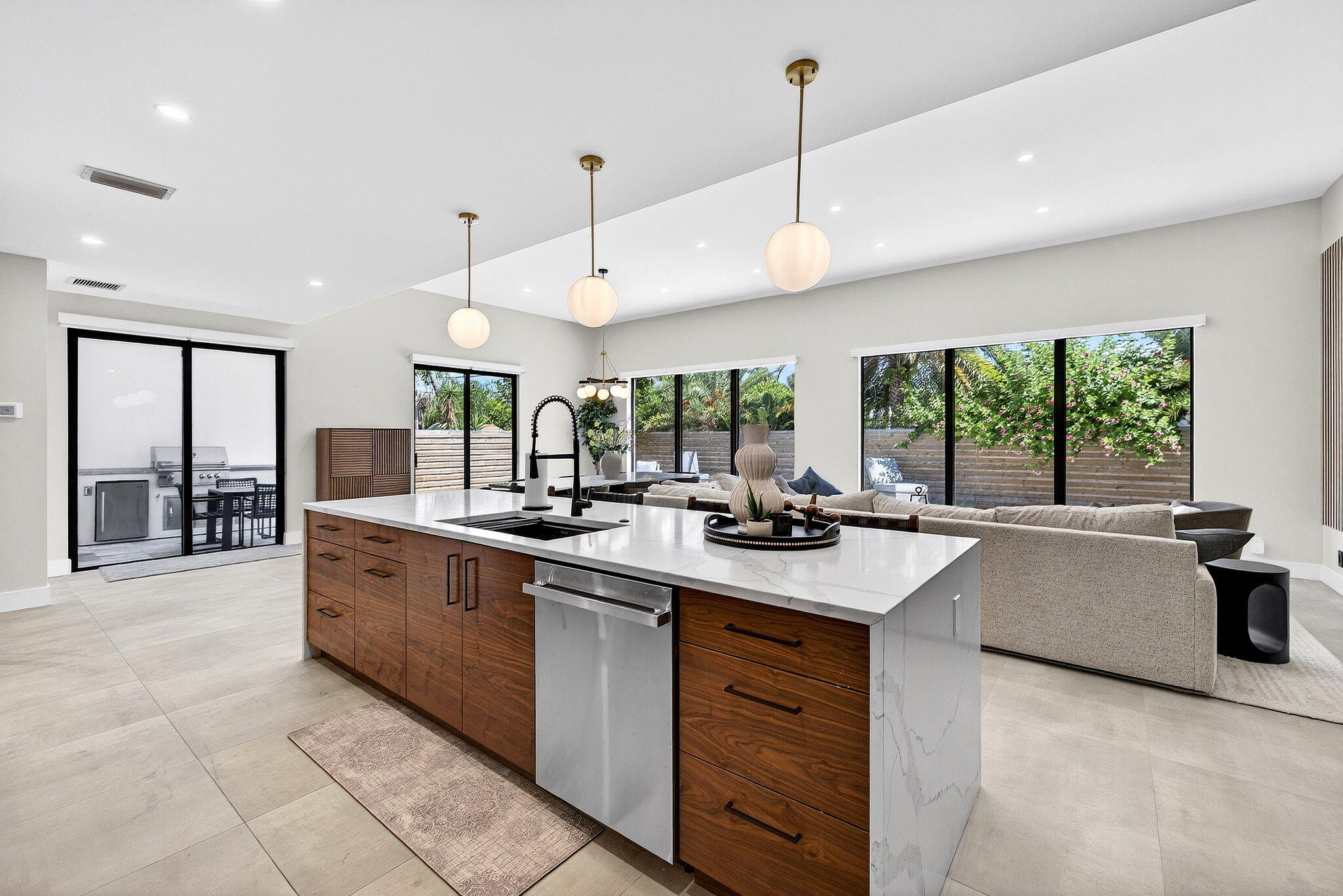 1807 NE 18TH, Fort Lauderdale FL 33305