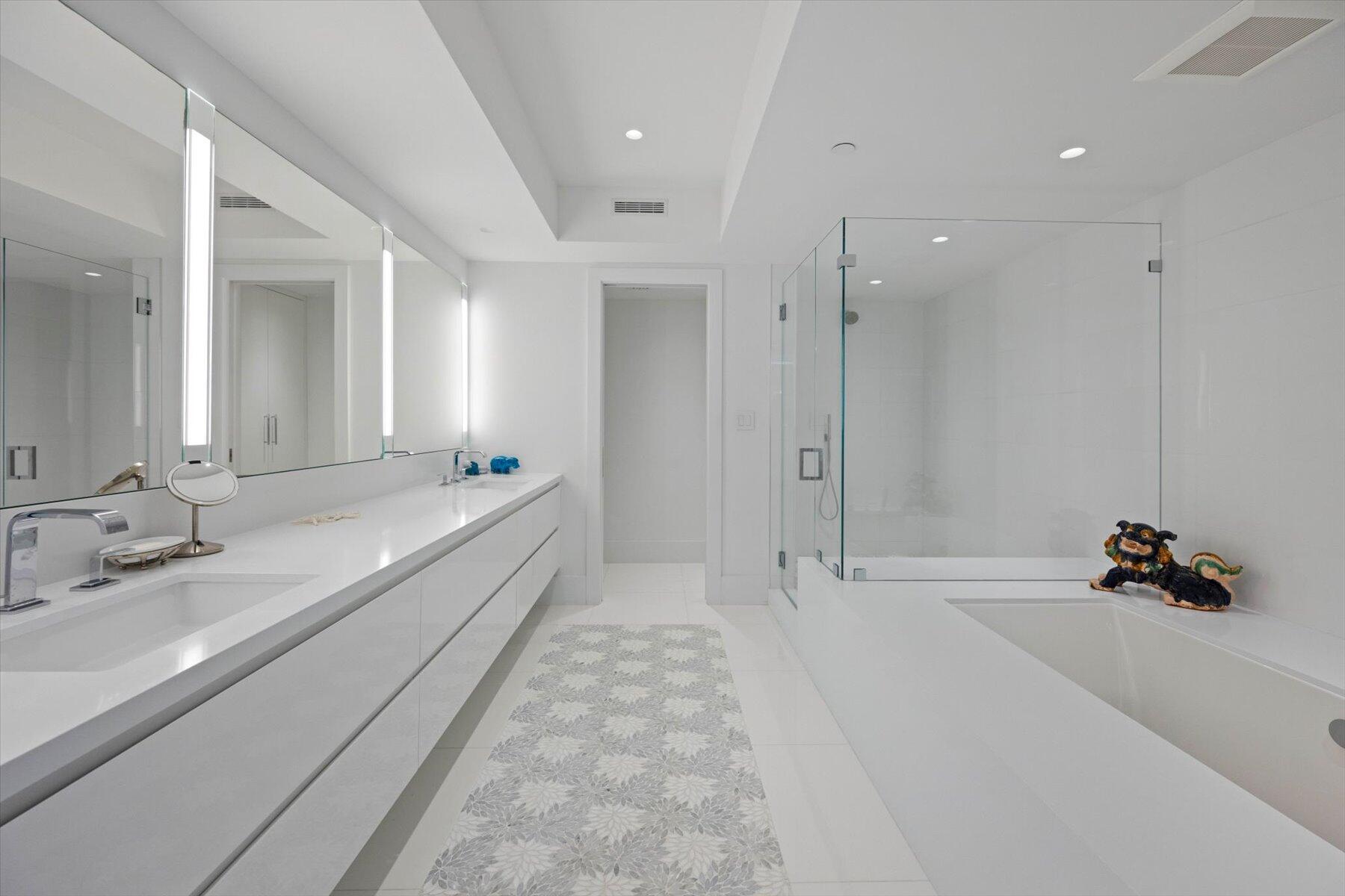 2100 S Ocean #408N, Palm Beach FL 33480