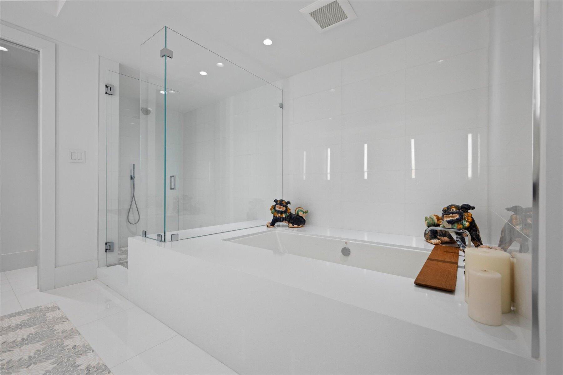 2100 S Ocean #408N, Palm Beach FL 33480