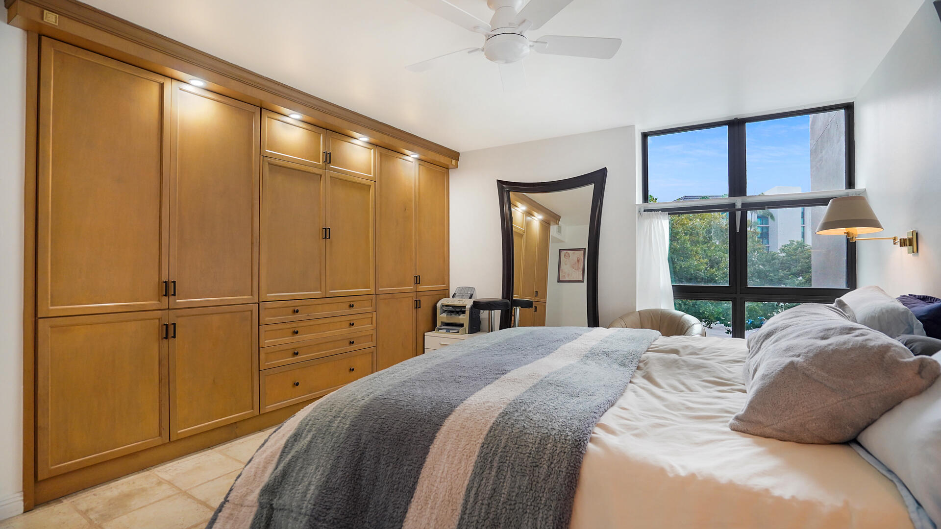 1201 River Reach #202, Fort Lauderdale FL 33315