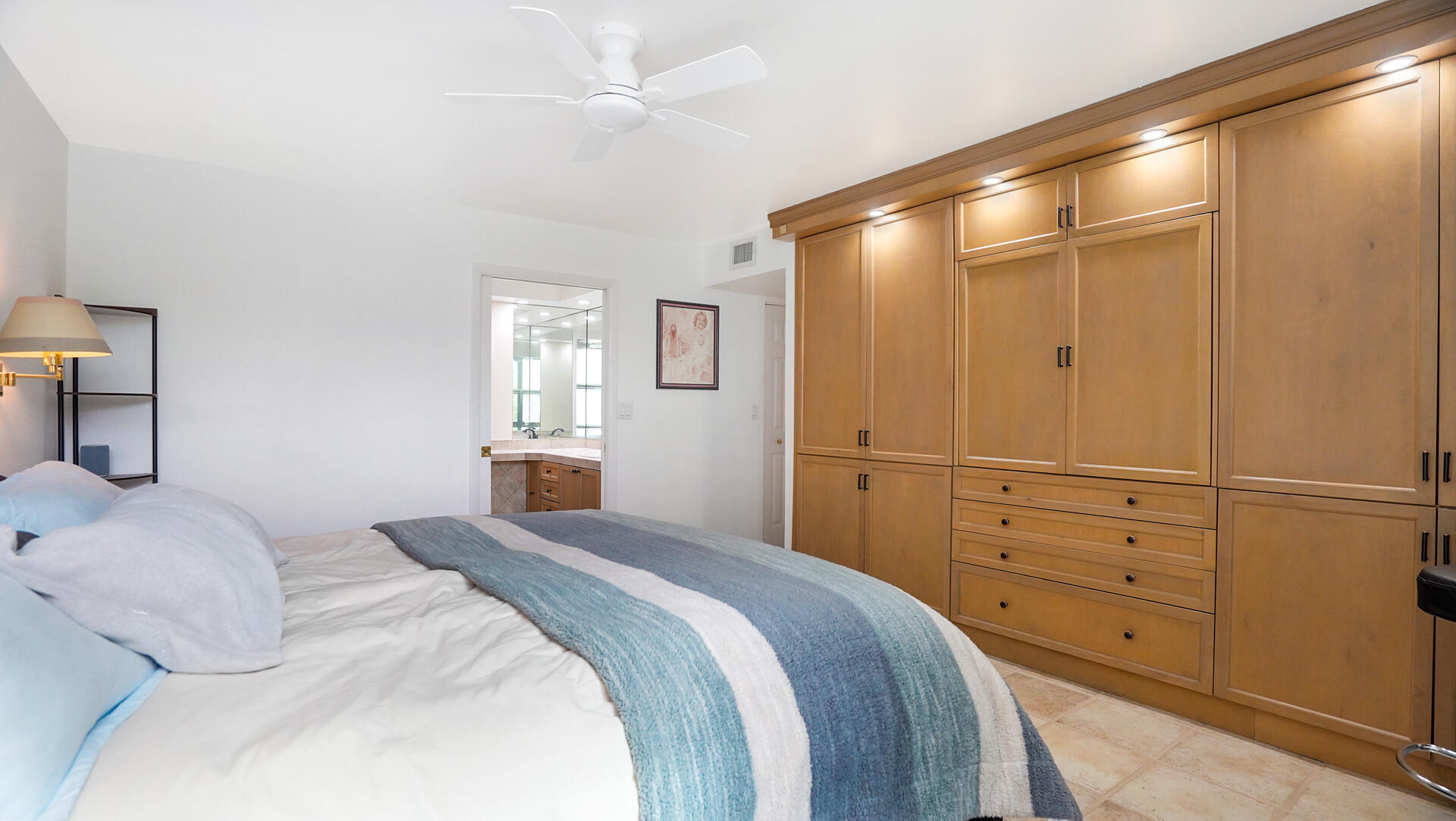 1201 River Reach #202, Fort Lauderdale FL 33315
