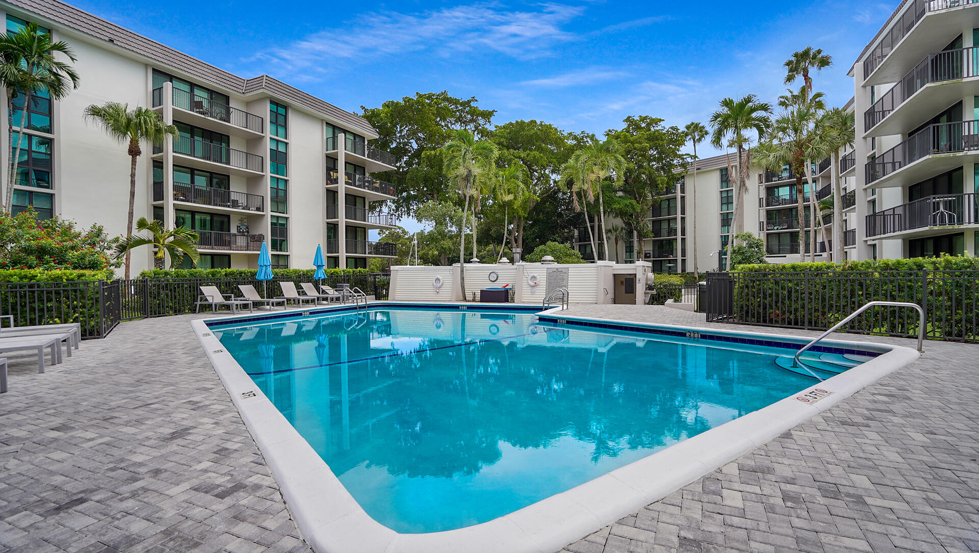 1201 River Reach #202, Fort Lauderdale FL 33315