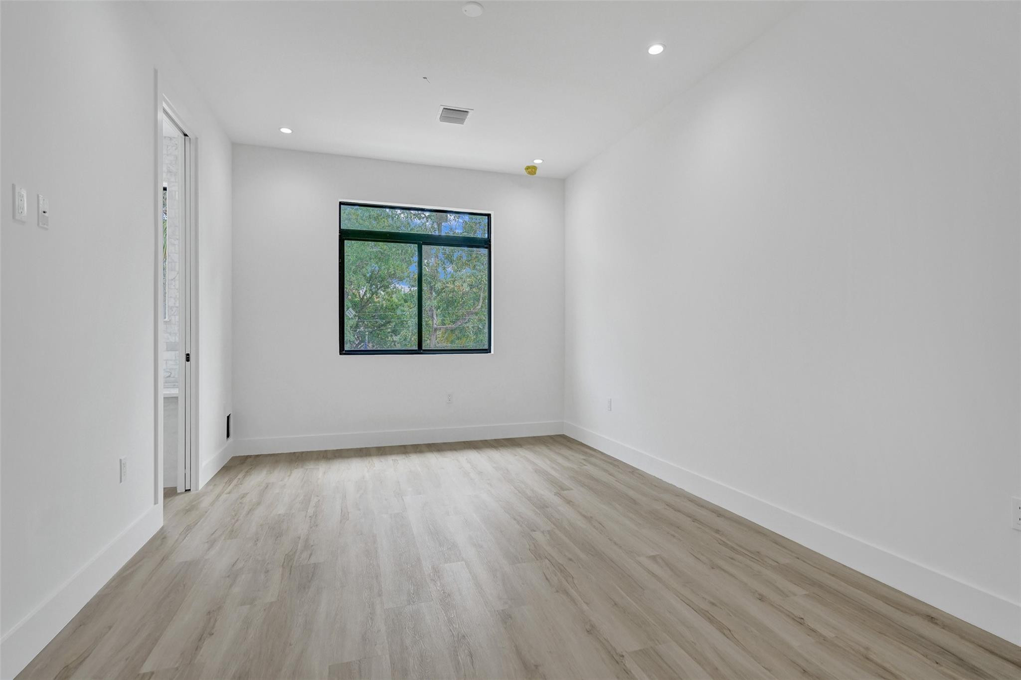 606 SW 7TH, Fort Lauderdale FL 33315