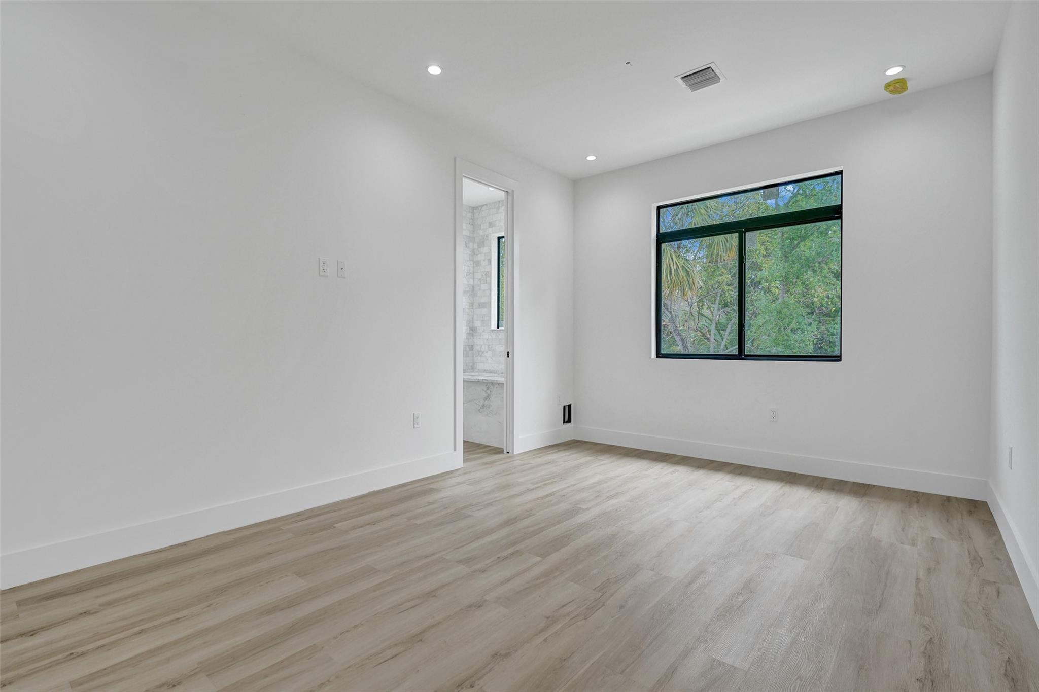 606 SW 7TH, Fort Lauderdale FL 33315