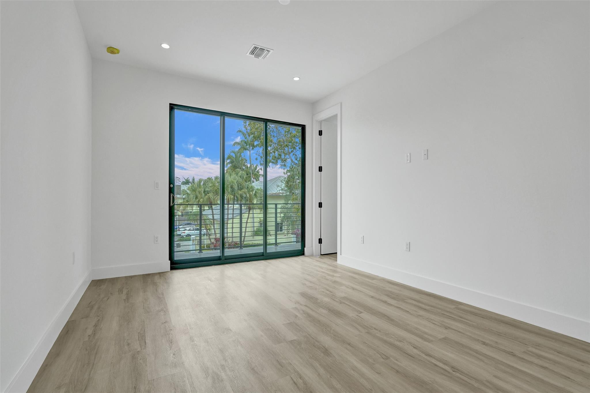 606 SW 7TH, Fort Lauderdale FL 33315