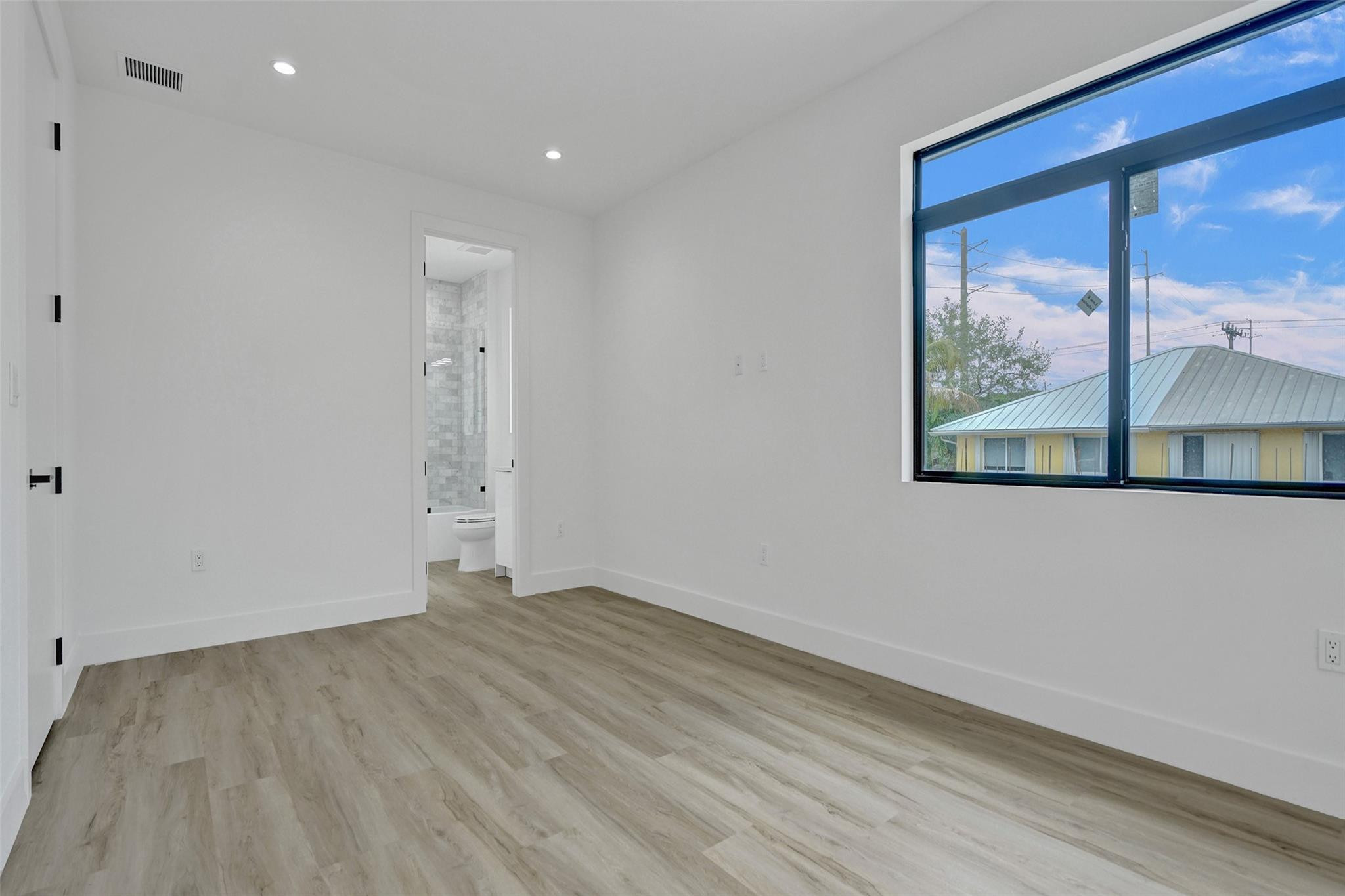 606 SW 7TH, Fort Lauderdale FL 33315
