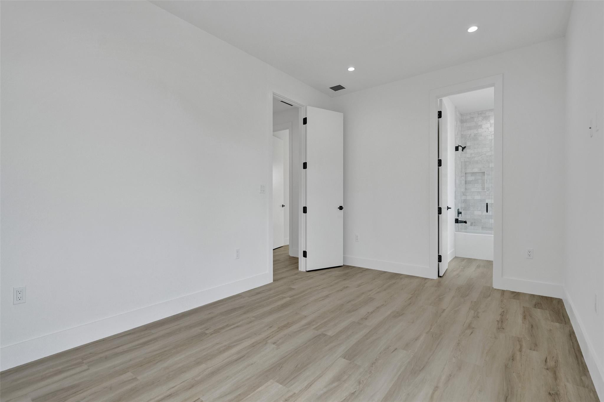 606 SW 7TH, Fort Lauderdale FL 33315