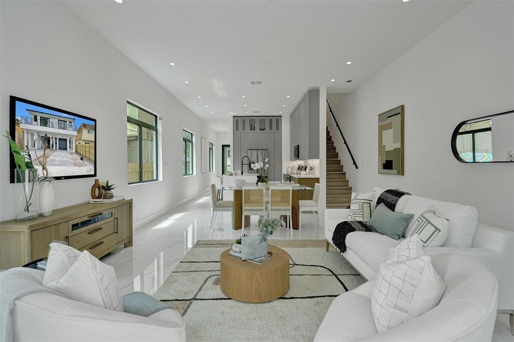 608 SW 7TH, Fort Lauderdale FL 33315