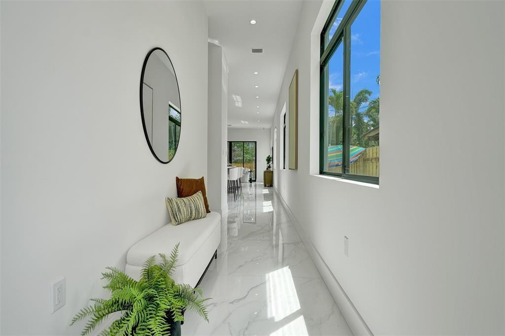 608 SW 7TH, Fort Lauderdale FL 33315