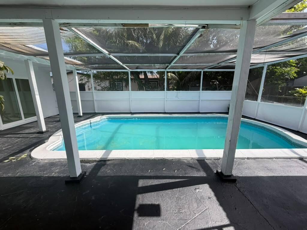3911 NW 32ND, Lauderdale Lakes FL 33309