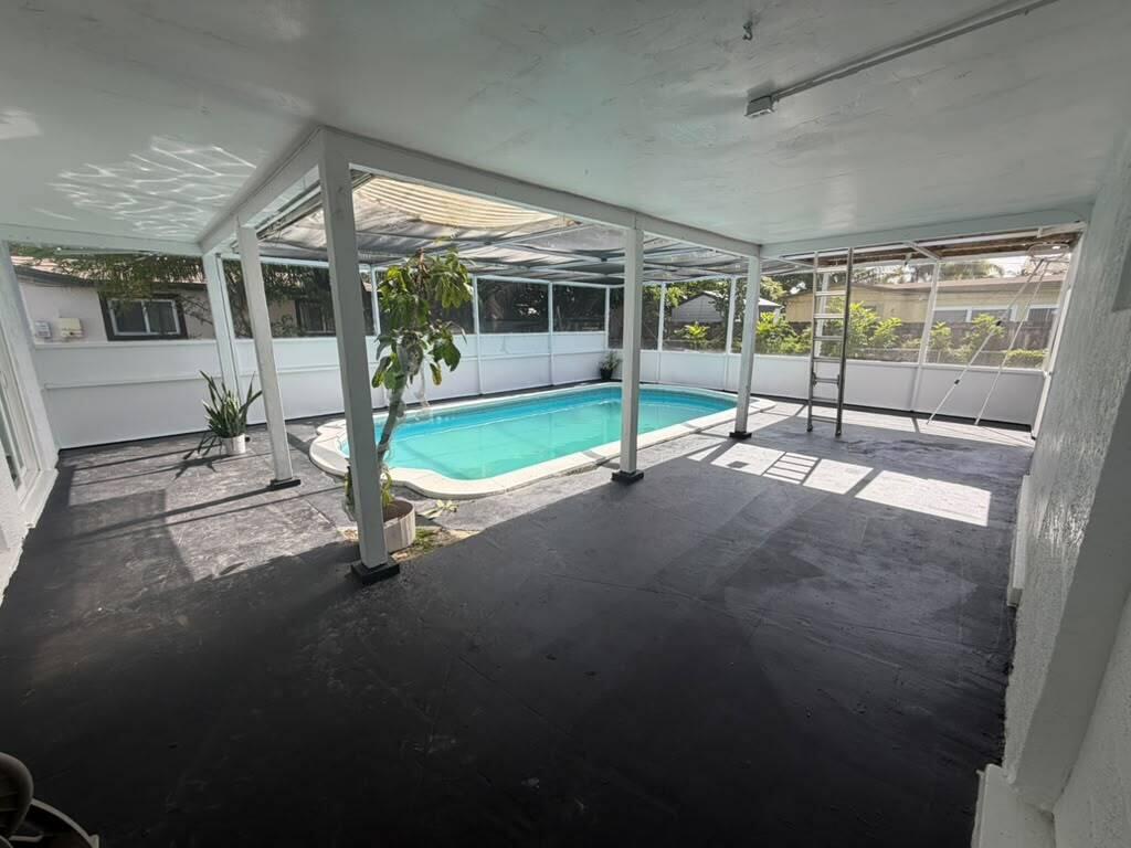 3911 NW 32ND, Lauderdale Lakes FL 33309