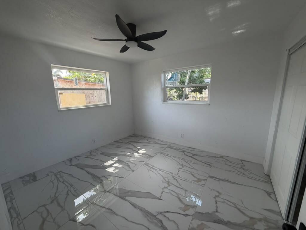 3911 NW 32ND, Lauderdale Lakes FL 33309