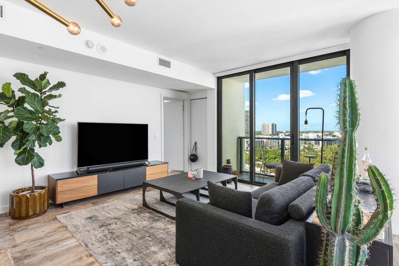 650 NE 32ND #1508, Miami FL 33137