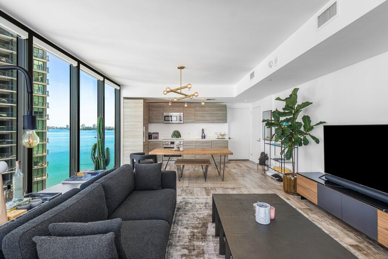 650 NE 32ND #1508, Miami FL 33137