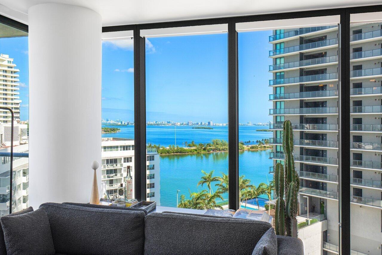 650 NE 32ND #1508, Miami FL 33137