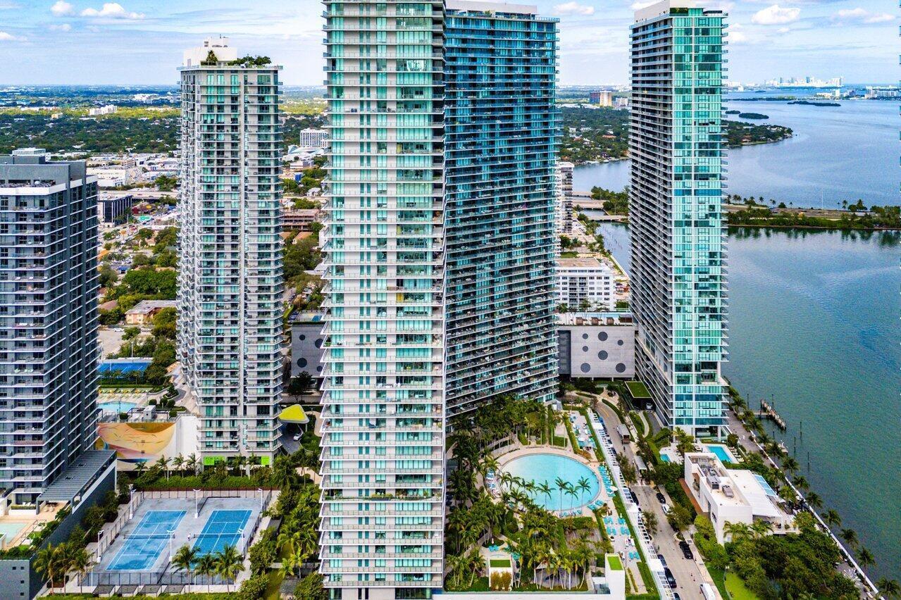 650 NE 32ND #1508, Miami FL 33137