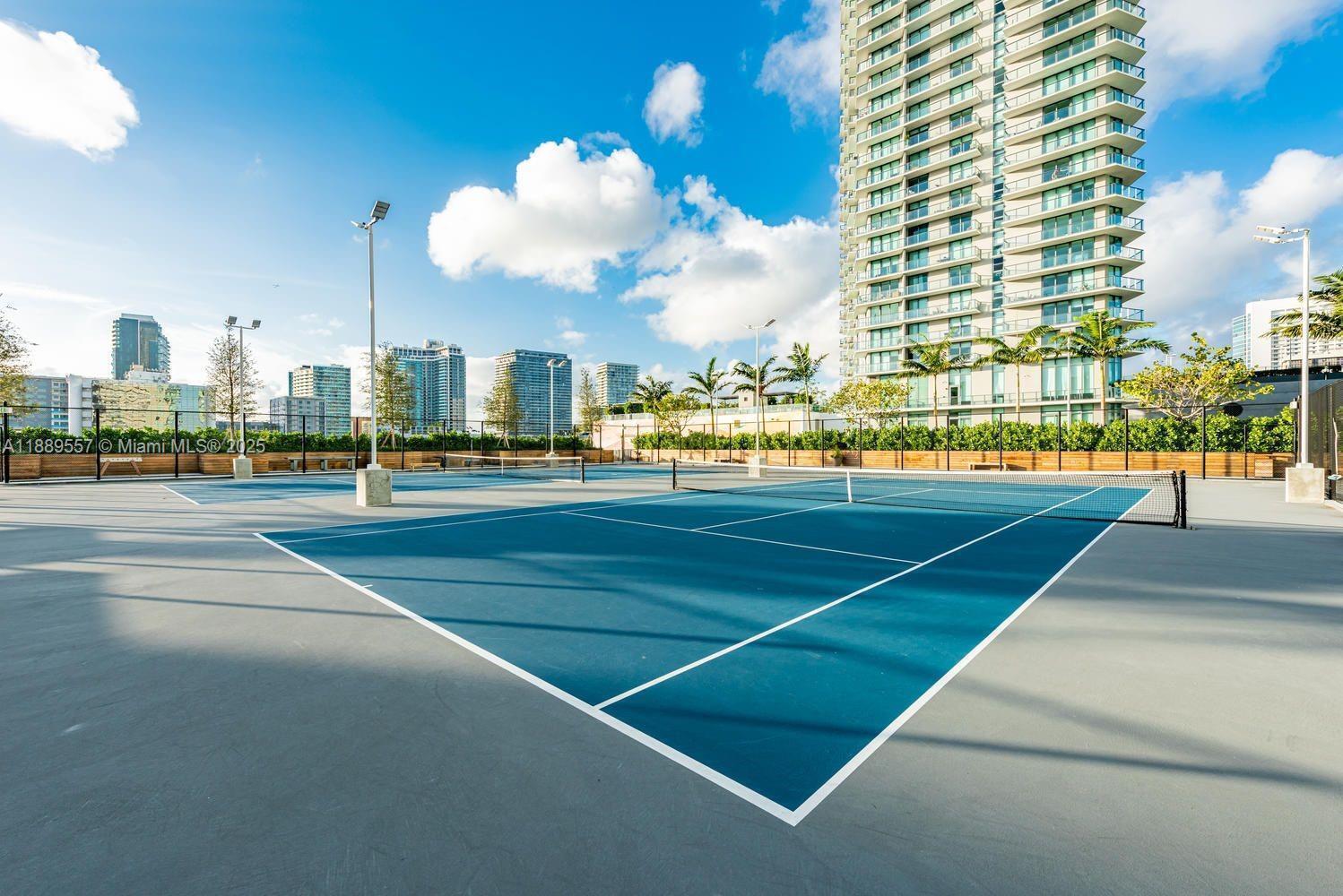 650 NE 32ND #1508, Miami FL 33137