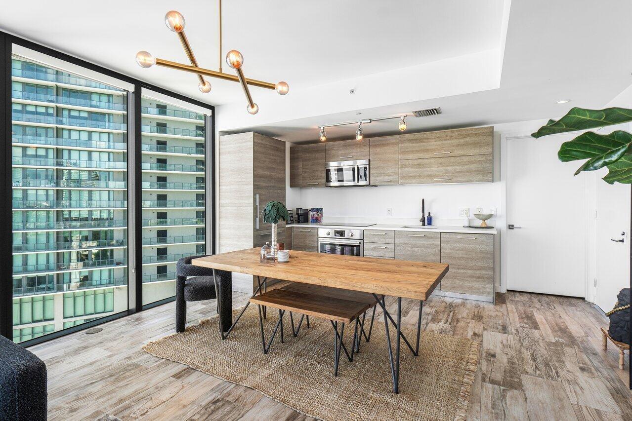 650 NE 32ND #1508, Miami FL 33137