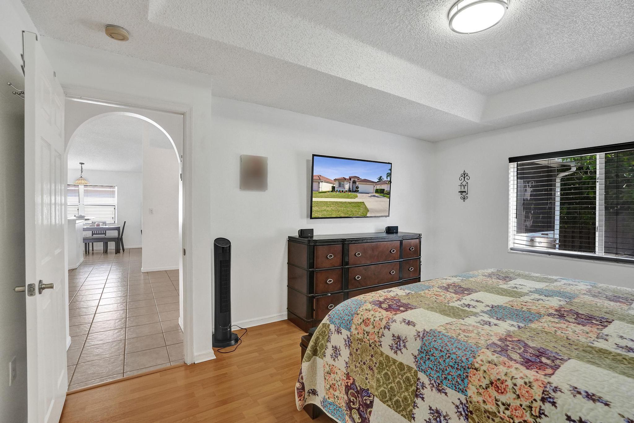 7572 Parkside, Margate FL 33063