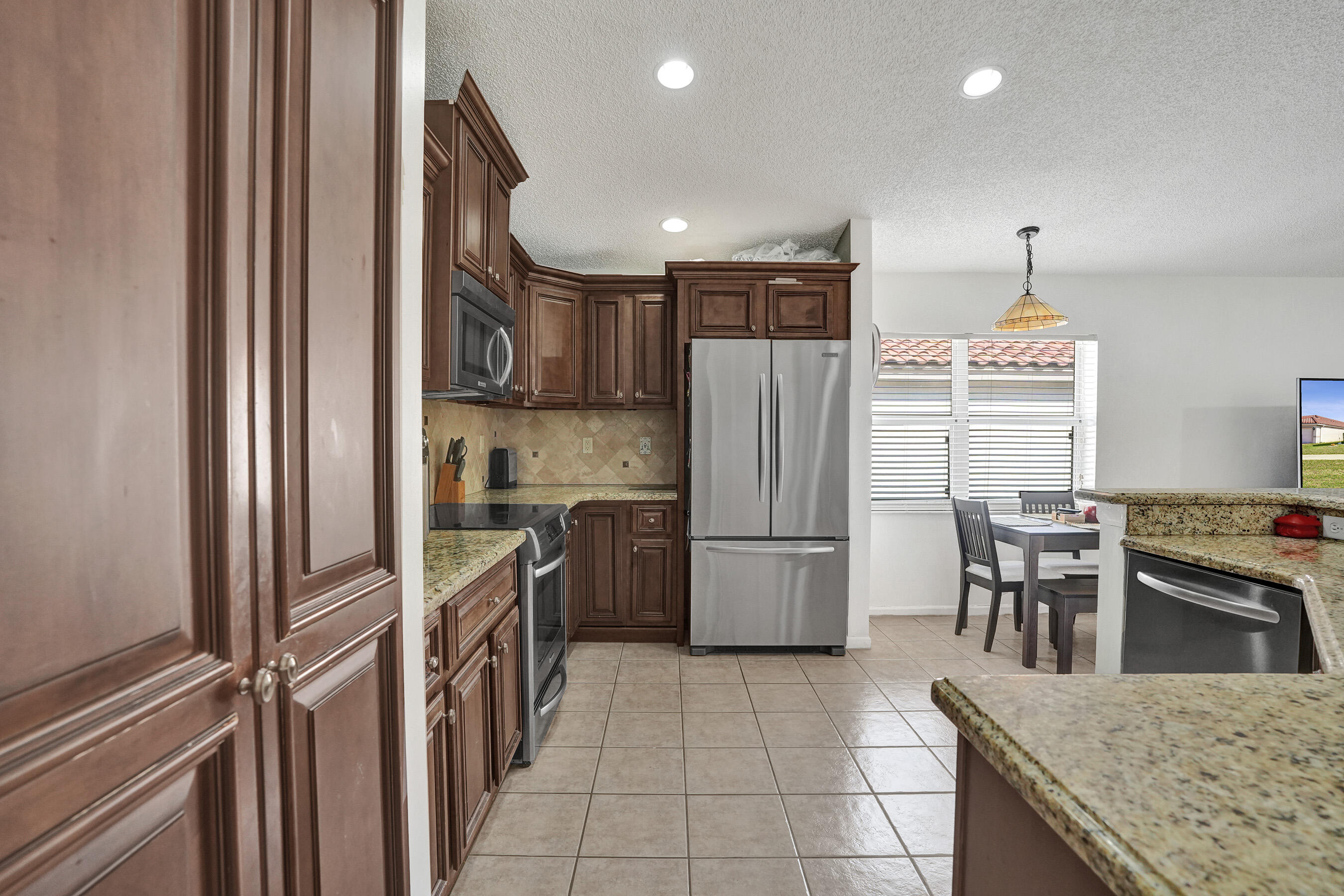 7572 Parkside, Margate FL 33063
