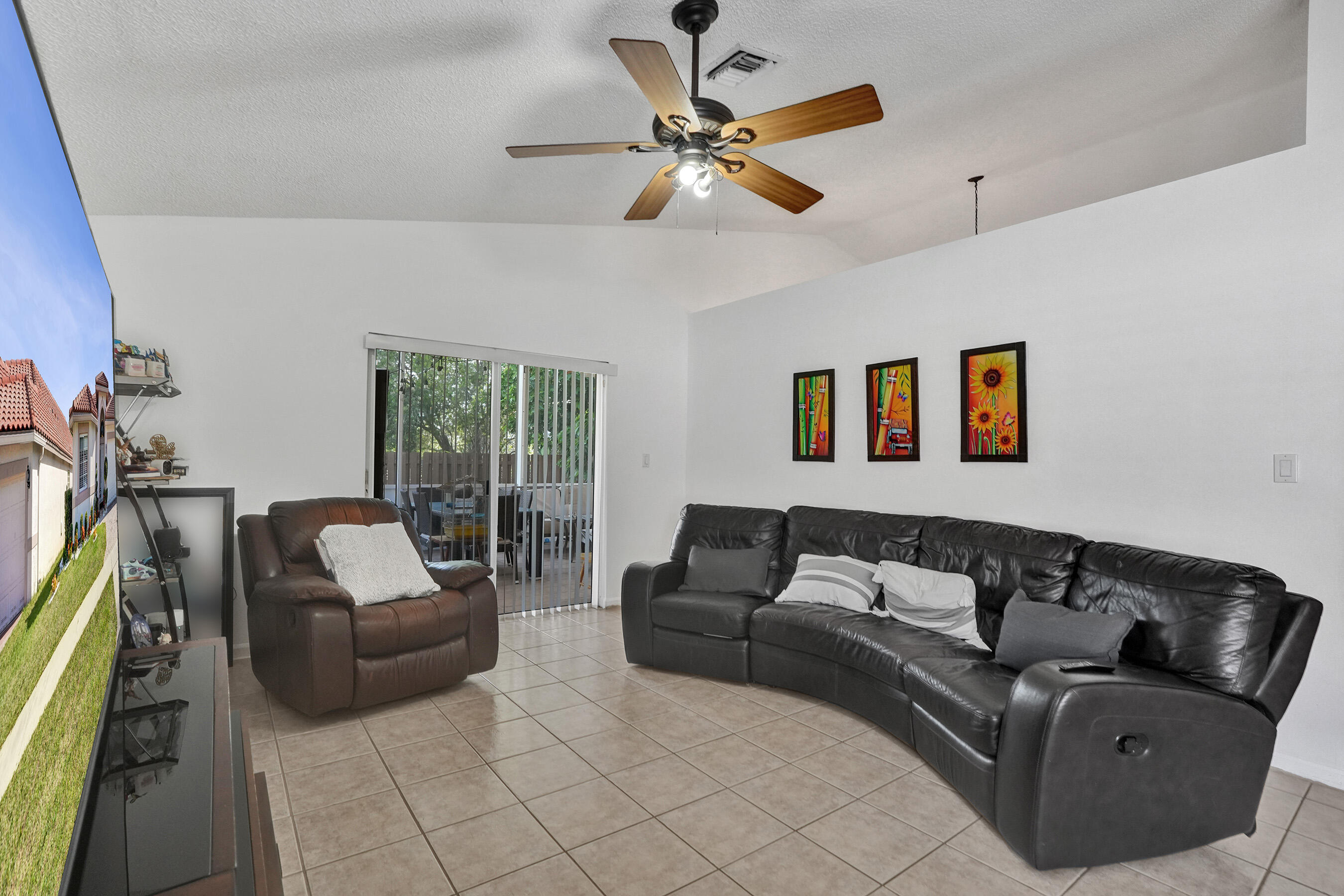 7572 Parkside, Margate FL 33063