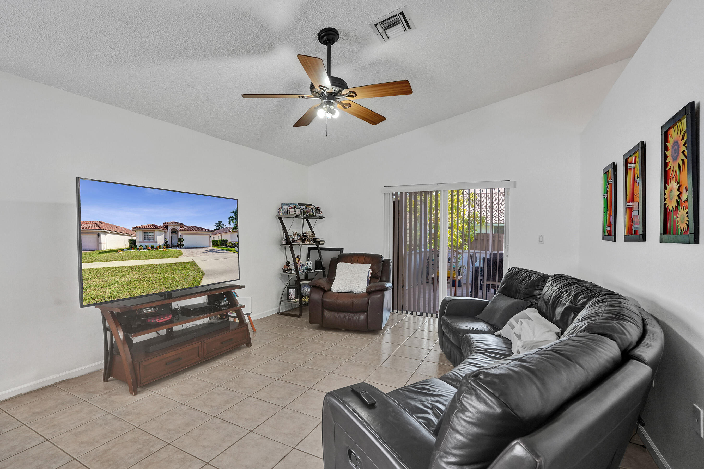 7572 Parkside, Margate FL 33063