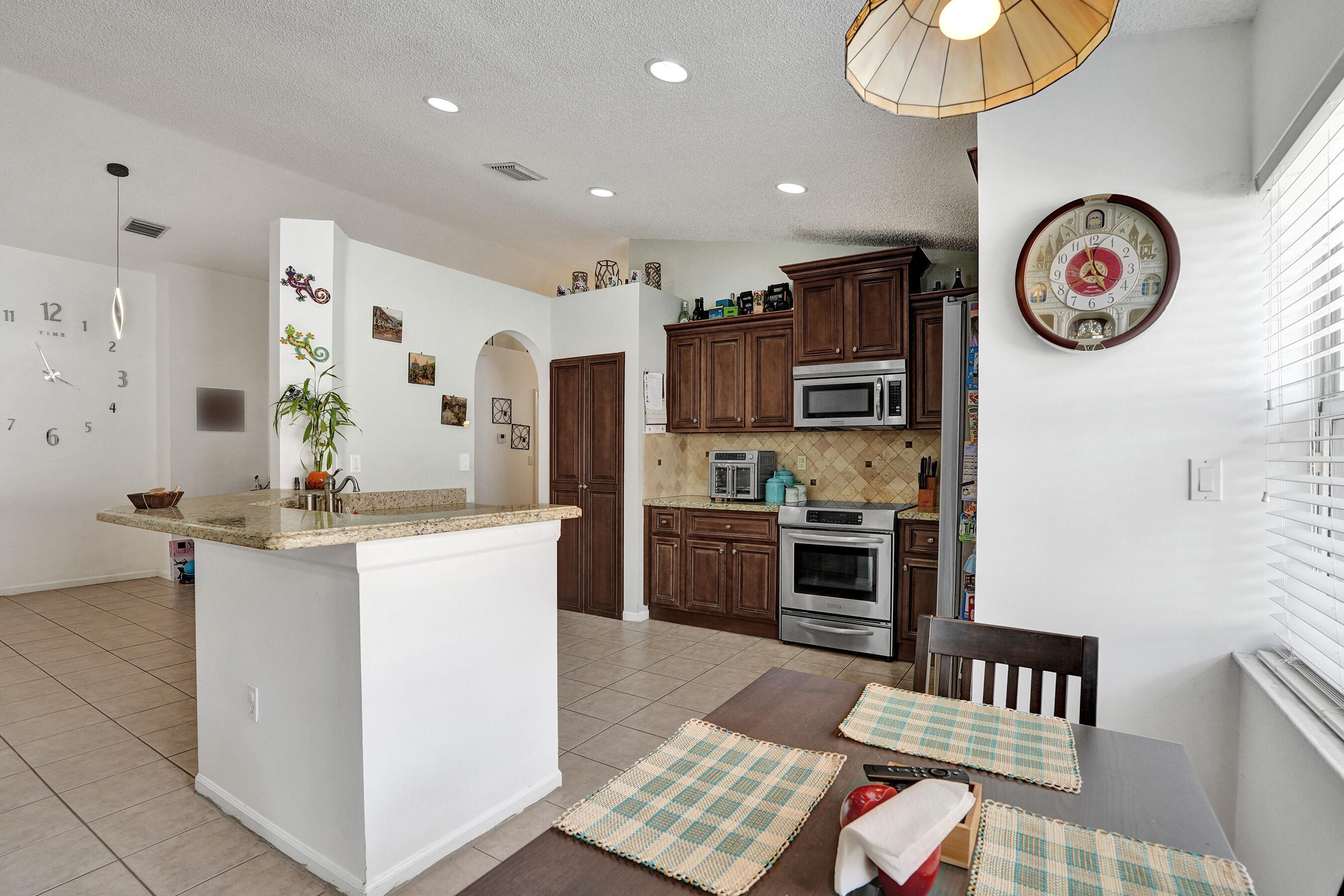 7572 Parkside, Margate FL 33063