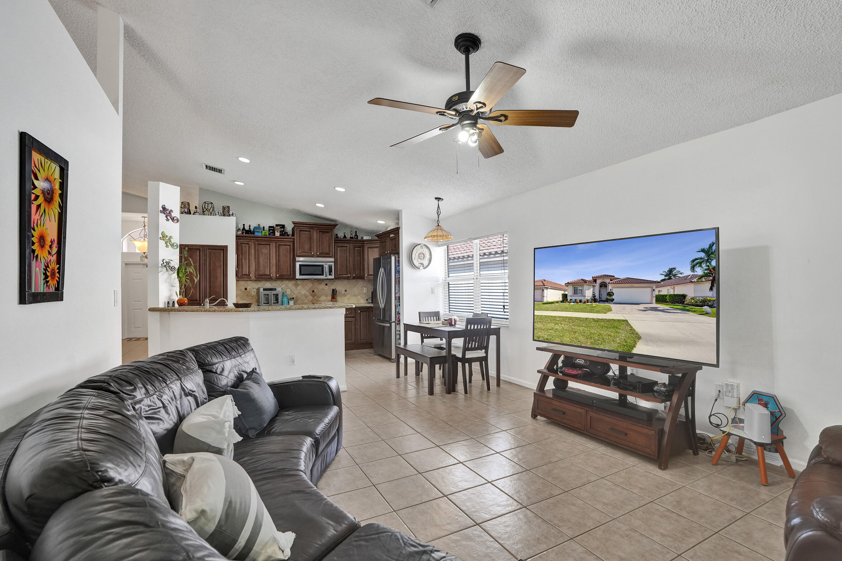7572 Parkside, Margate FL 33063