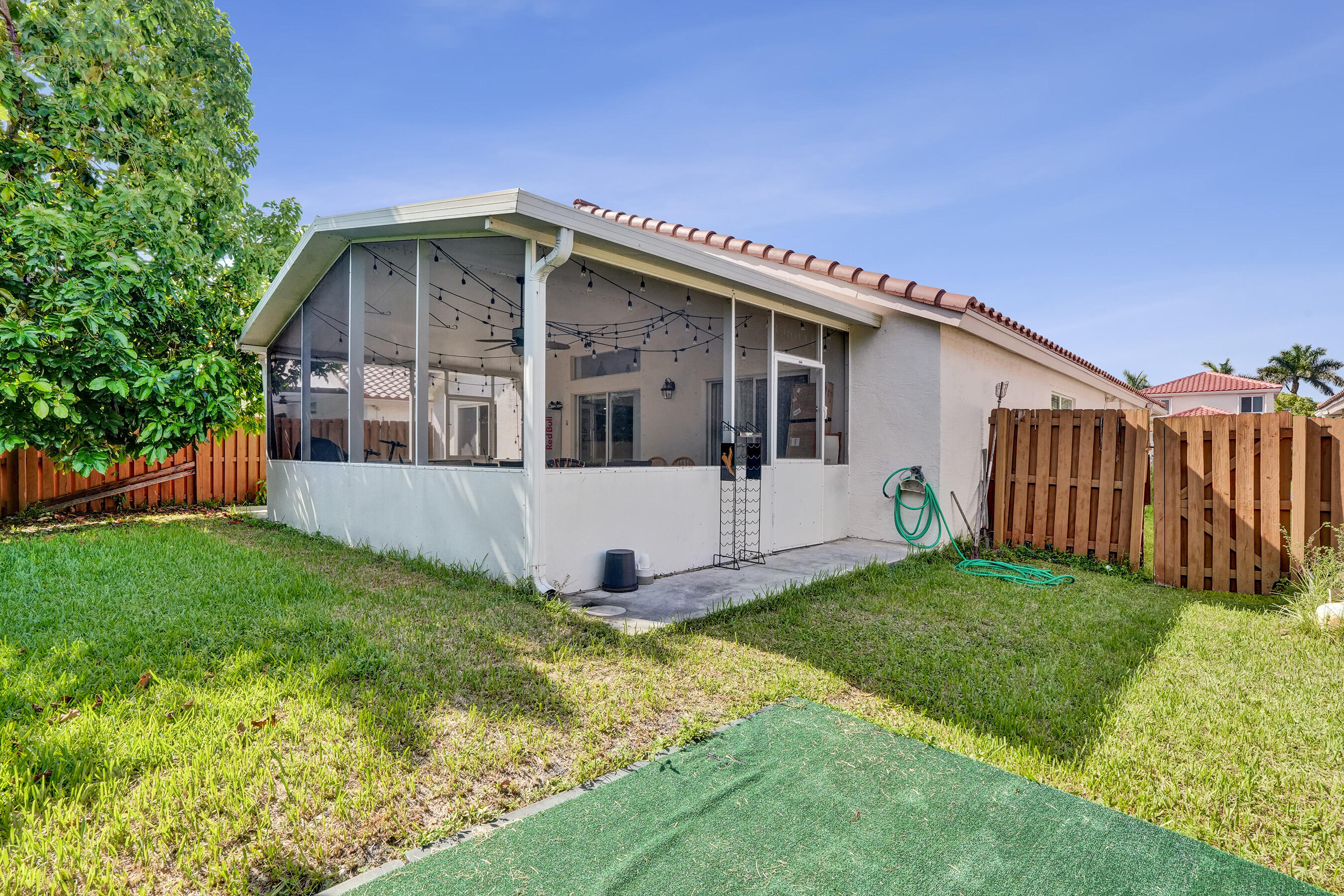 7572 Parkside, Margate FL 33063