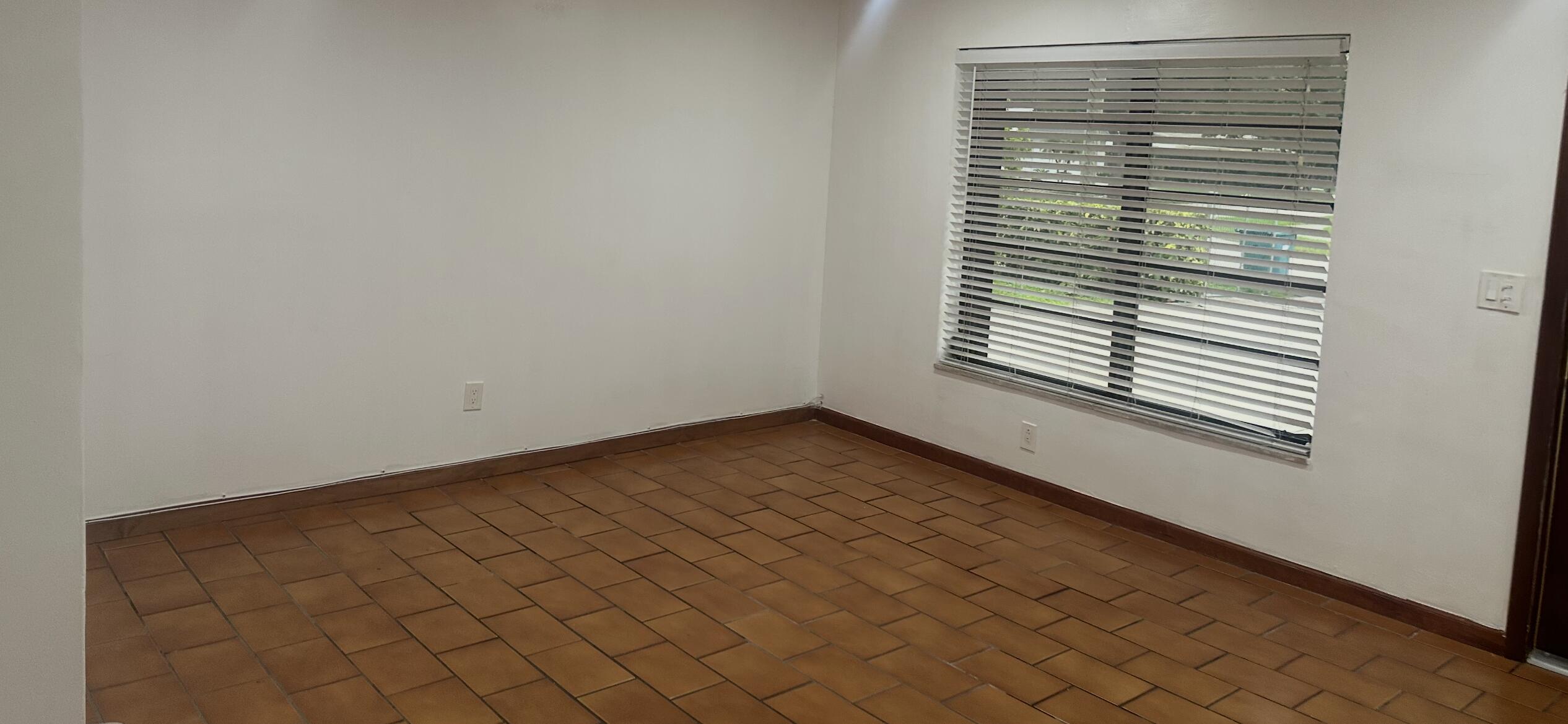 4900 SW 103RD #1, Miami FL 33165