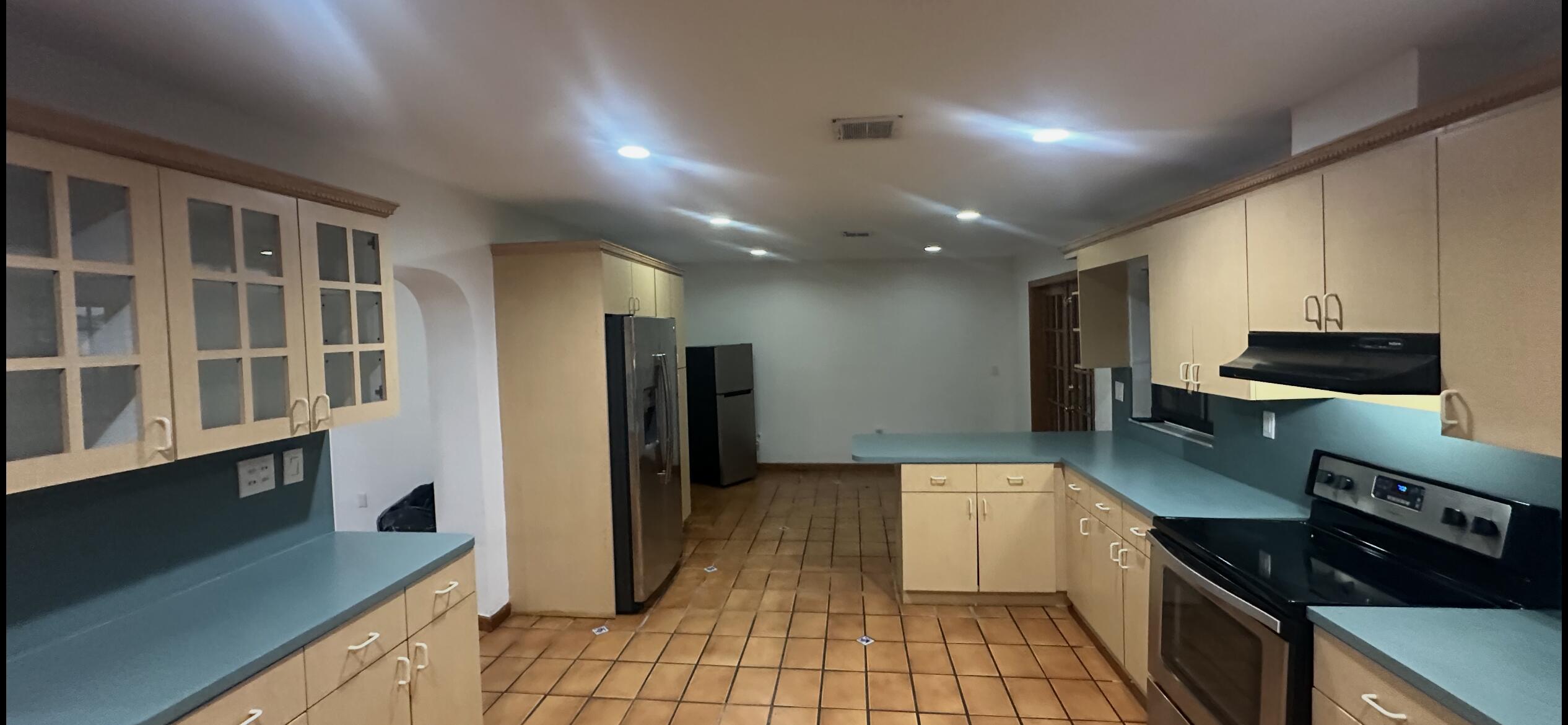 4900 SW 103RD #1, Miami FL 33165