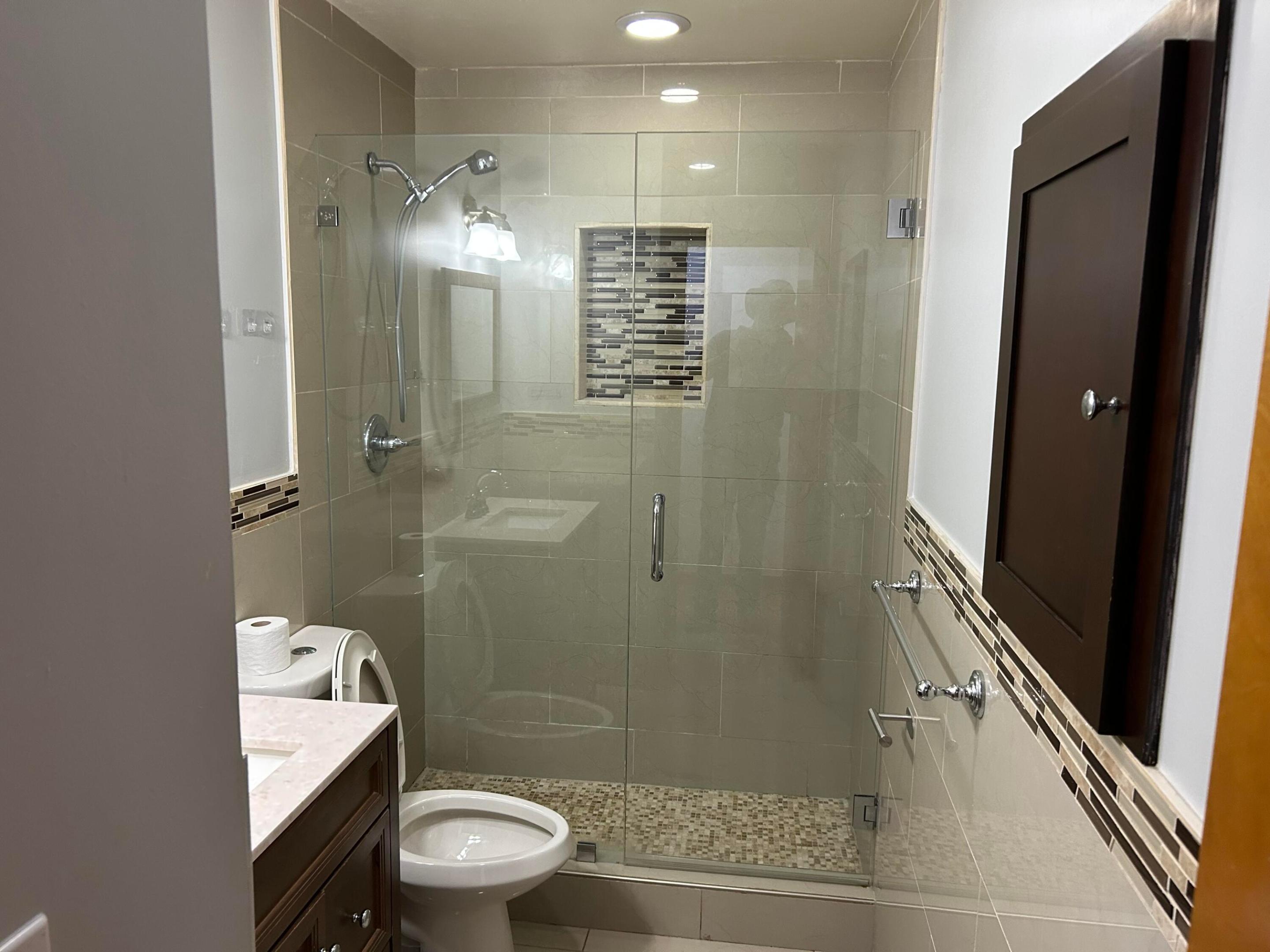 4900 SW 103RD #1, Miami FL 33165