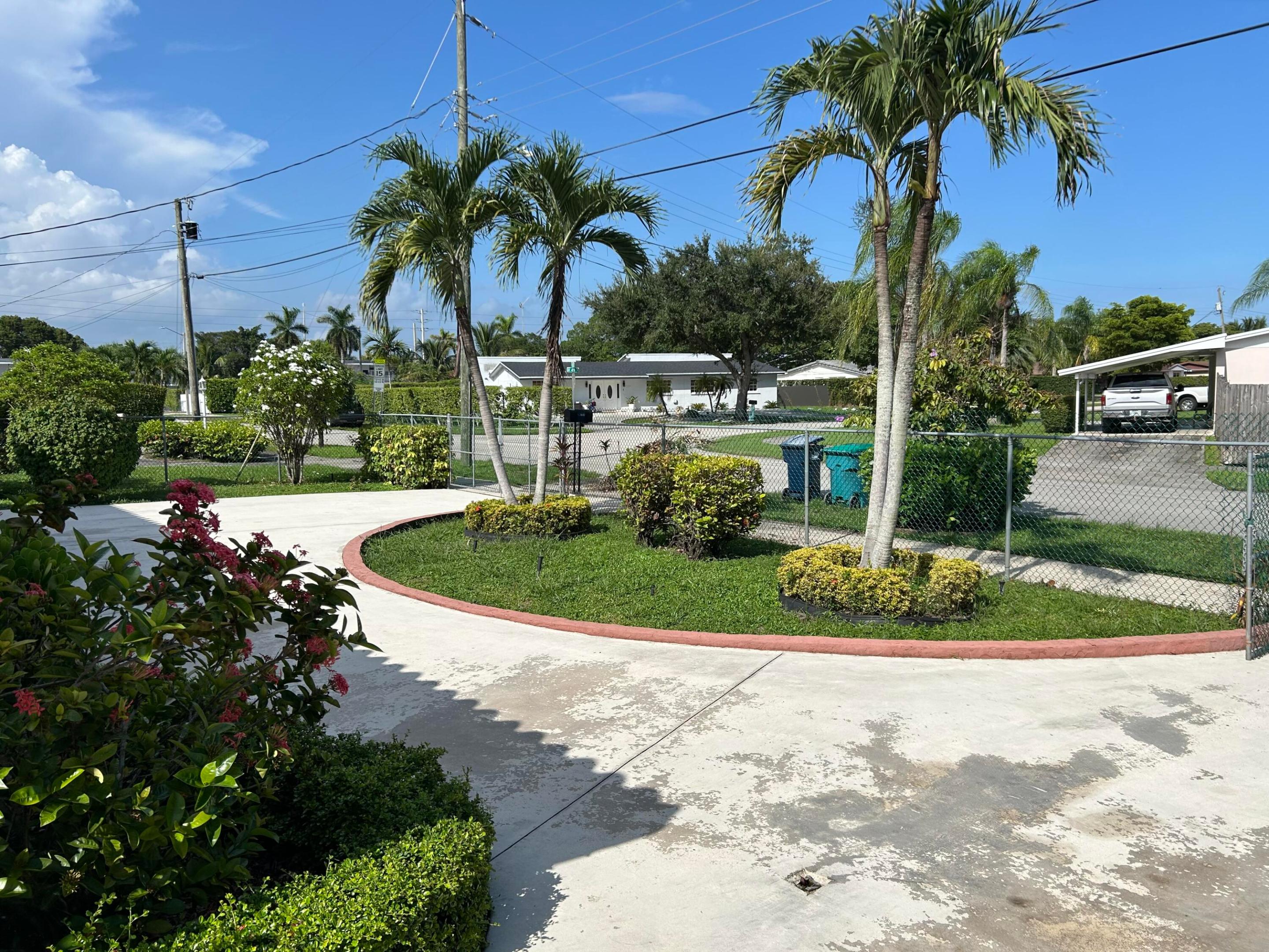 4900 SW 103RD #1, Miami FL 33165