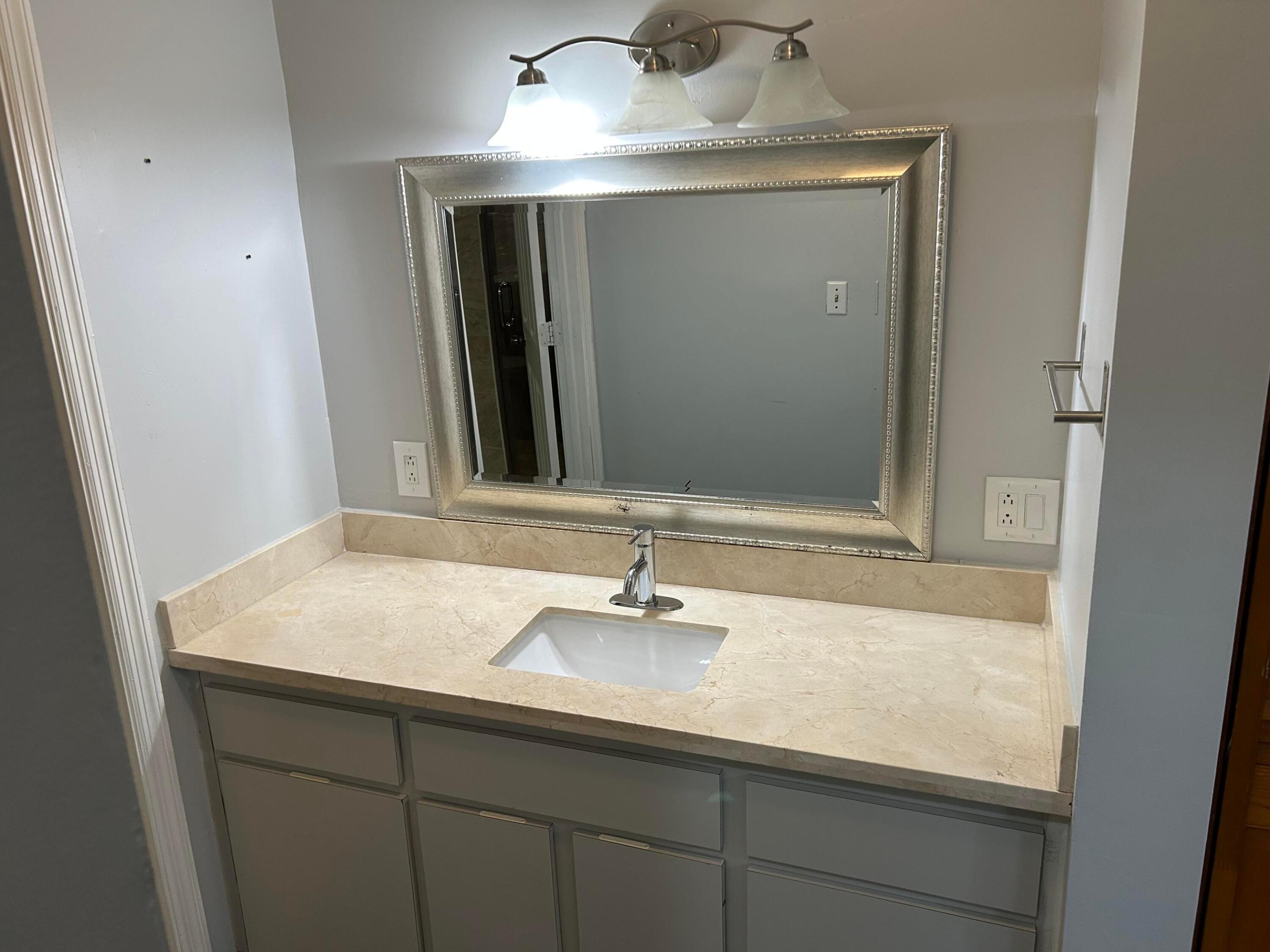 4900 SW 103RD #1, Miami FL 33165