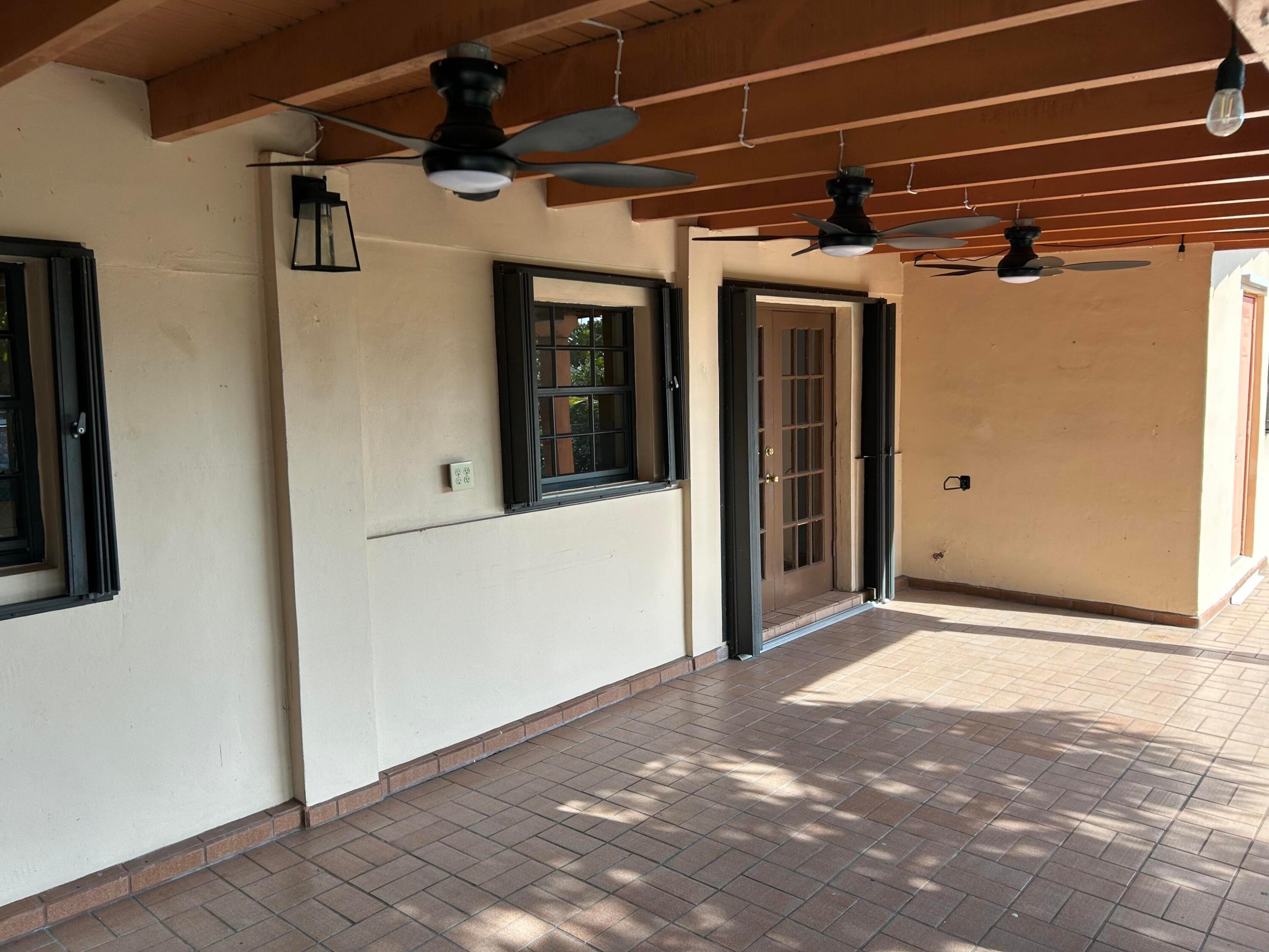 4900 SW 103RD #1, Miami FL 33165