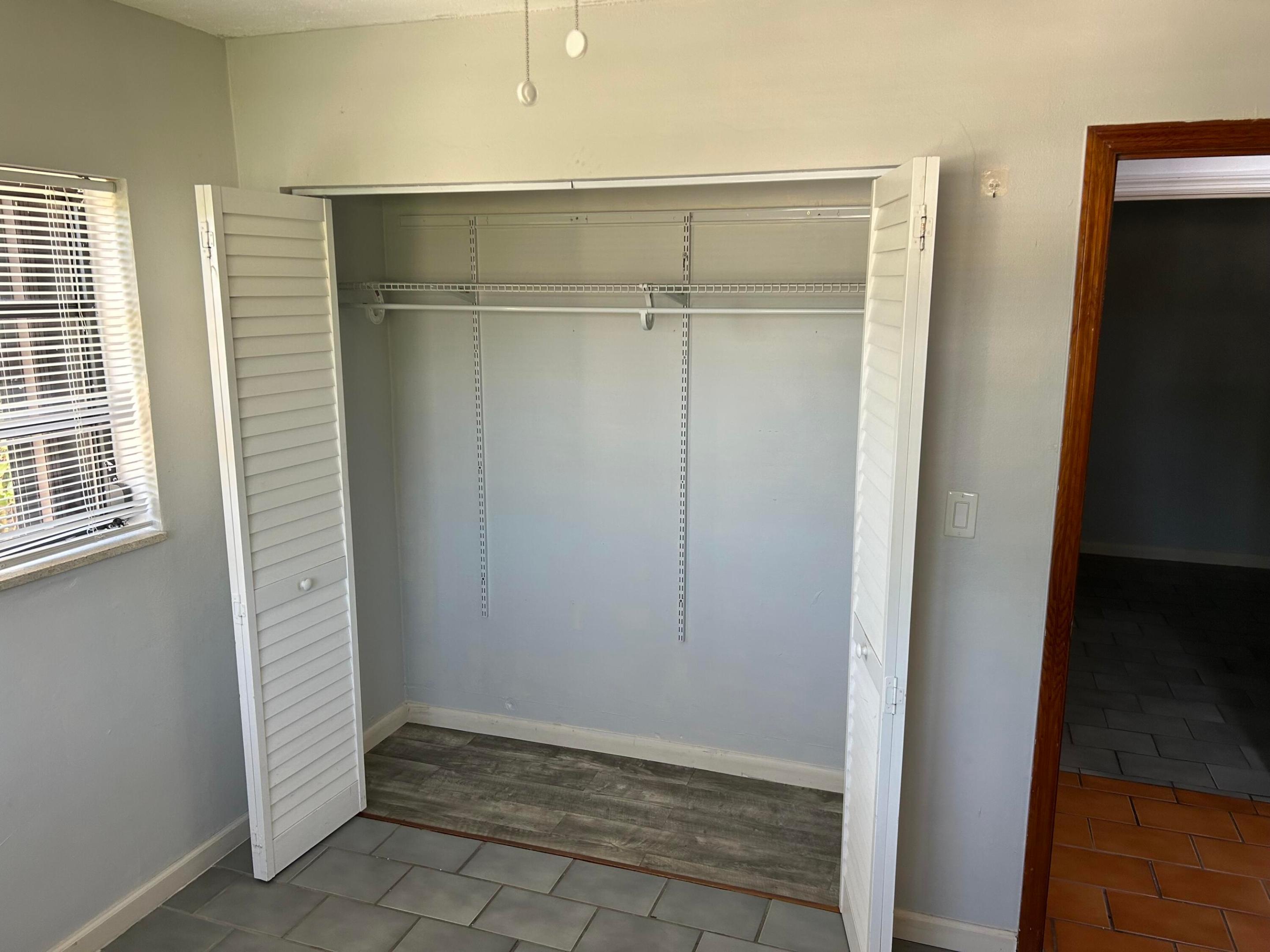 4900 SW 103RD #1, Miami FL 33165
