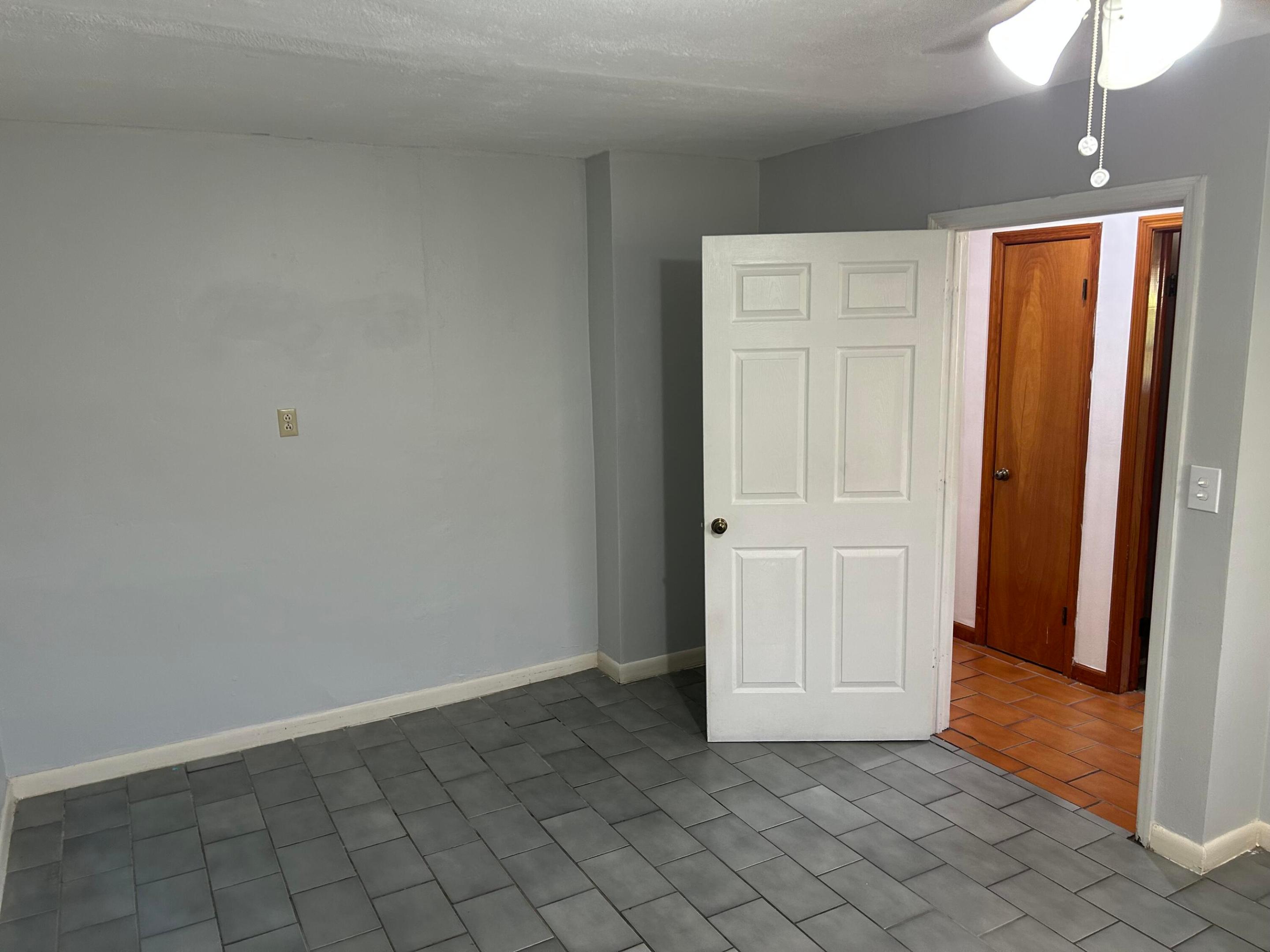 4900 SW 103RD #1, Miami FL 33165