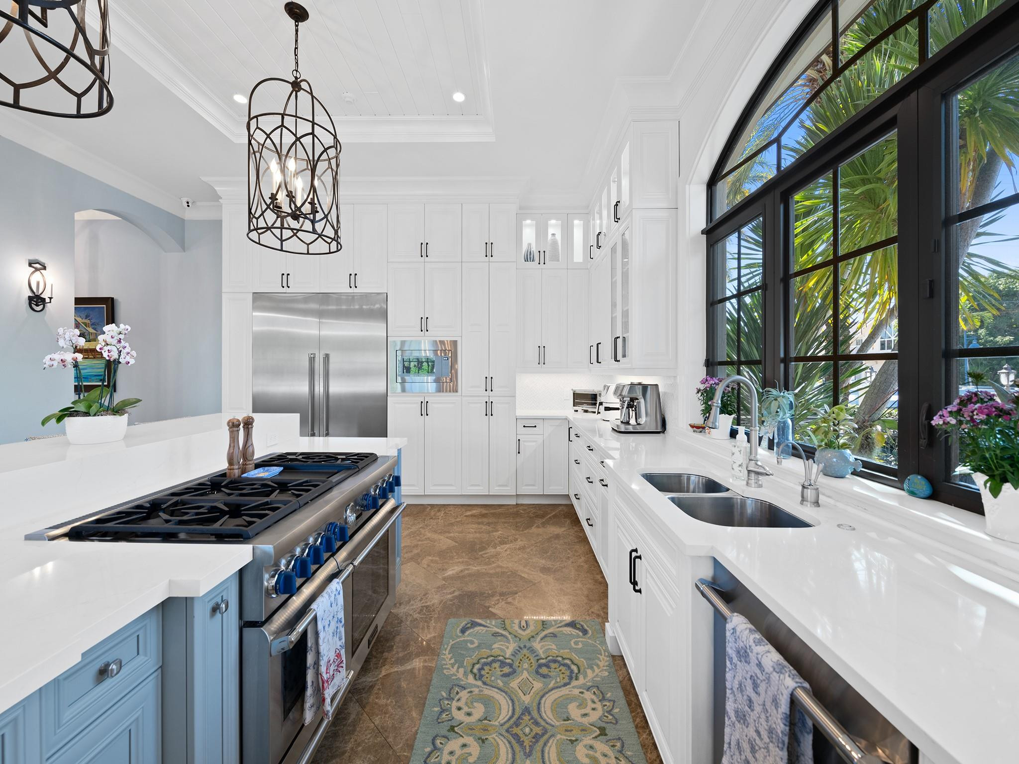 2319 NE 28TH, Lighthouse Point FL 33064