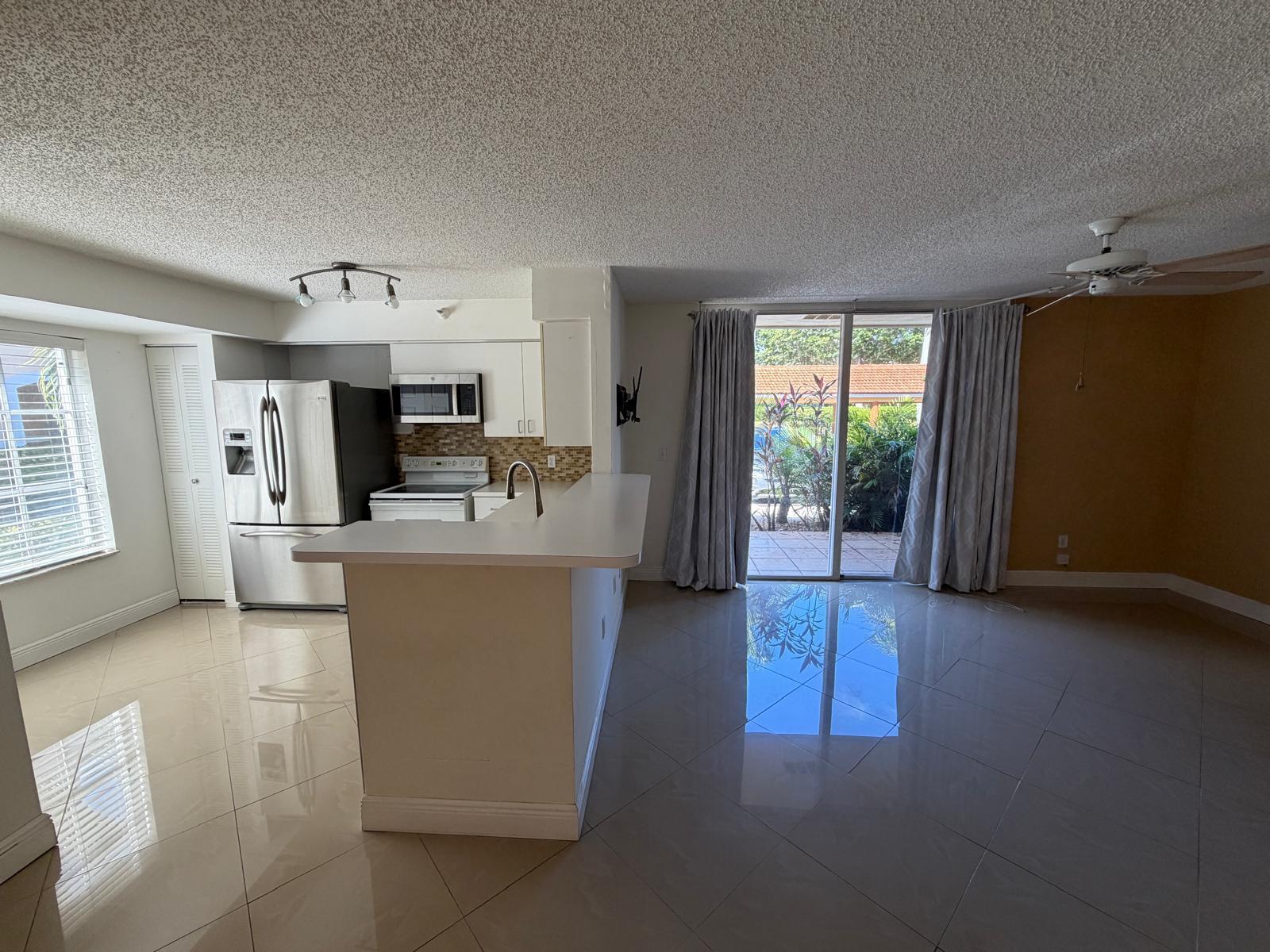 123 YACHT CLUB #111, Hypoluxo FL 33462
