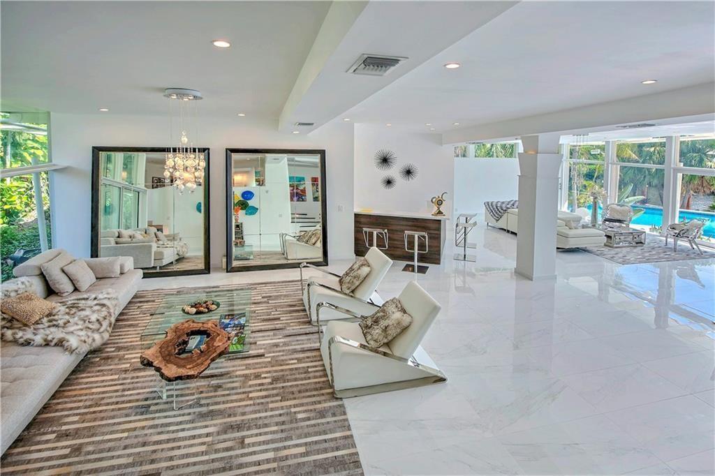 28 PELICAN, Fort Lauderdale FL 33301